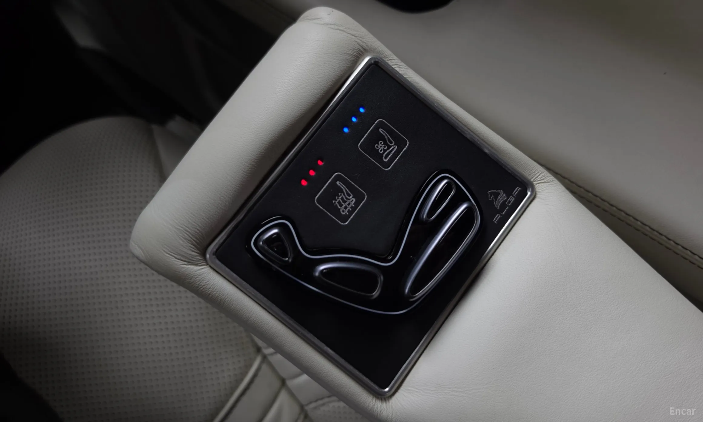 Lincoln Navigator 4th generation превью 18