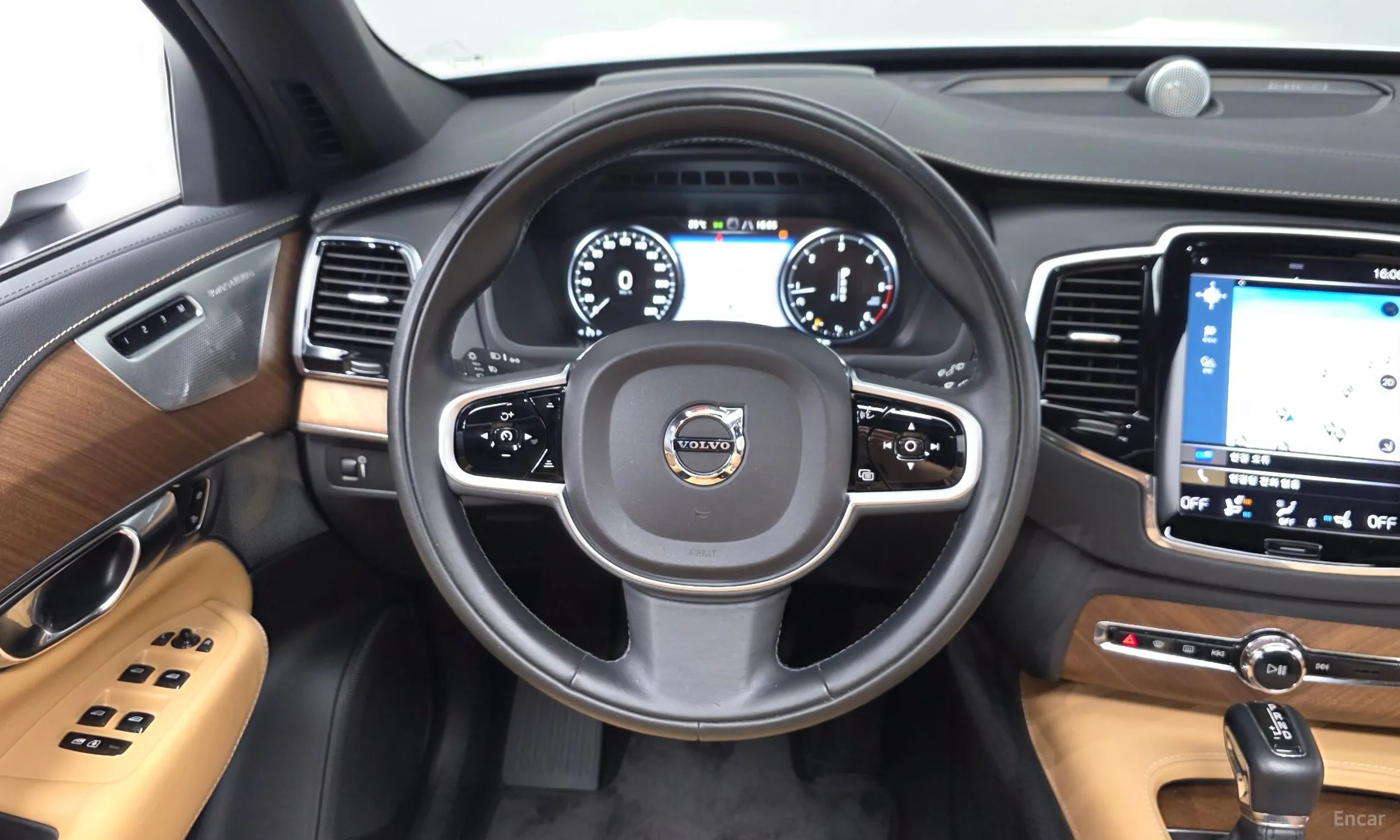 Volvo XC90 Gen 2 превью 15