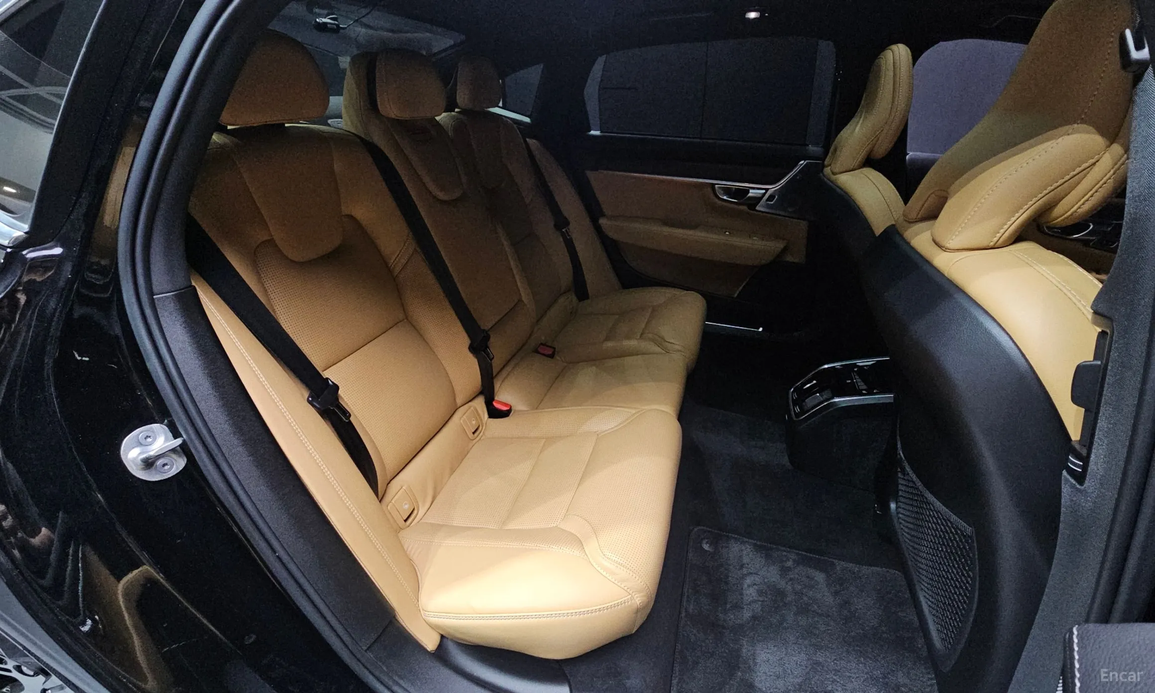 Volvo S90 превью 11