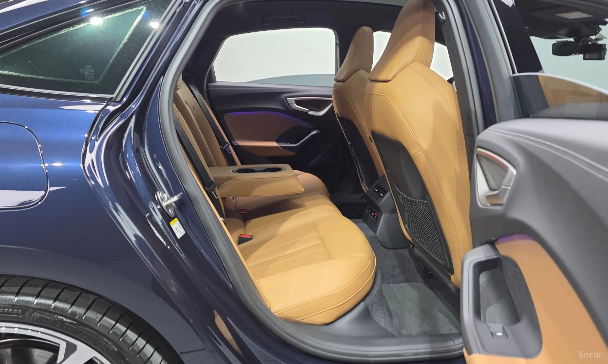 Audi A5 (B10) превью 11