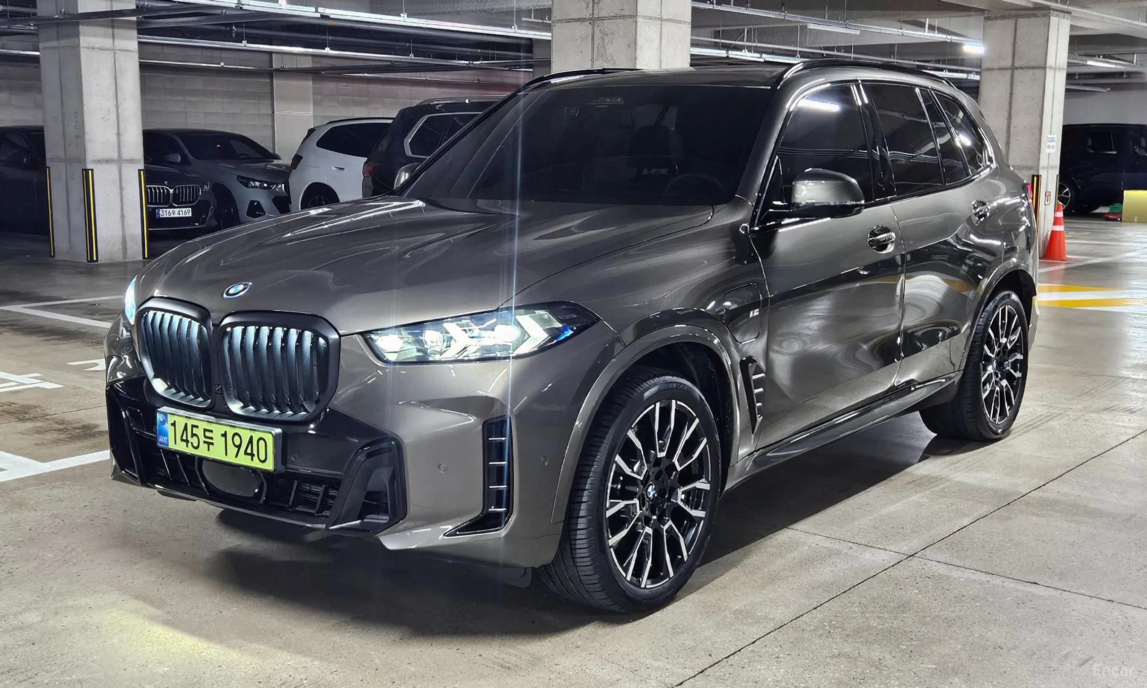 BMW X5 (G05)