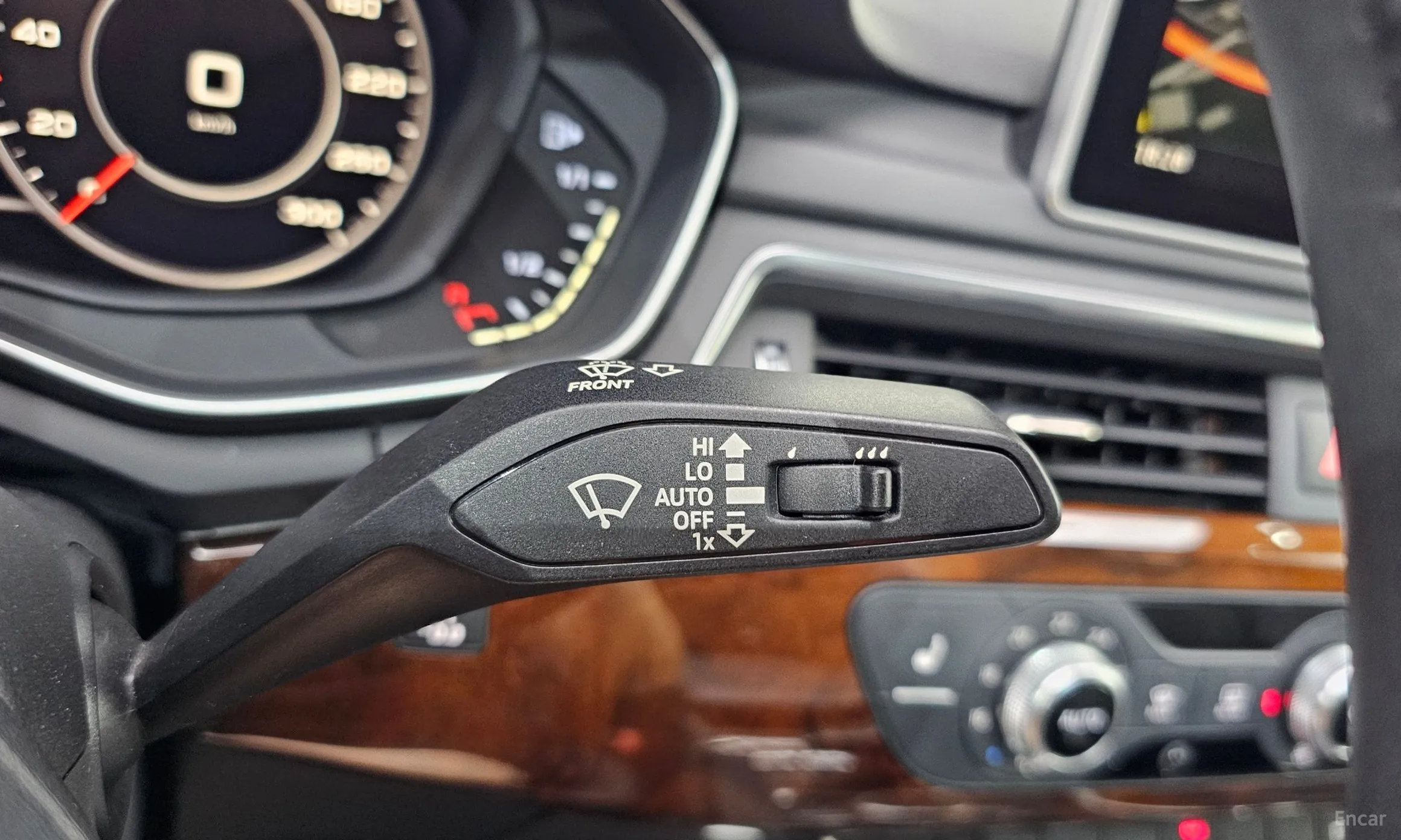 Audi A4 (B9) превью 17