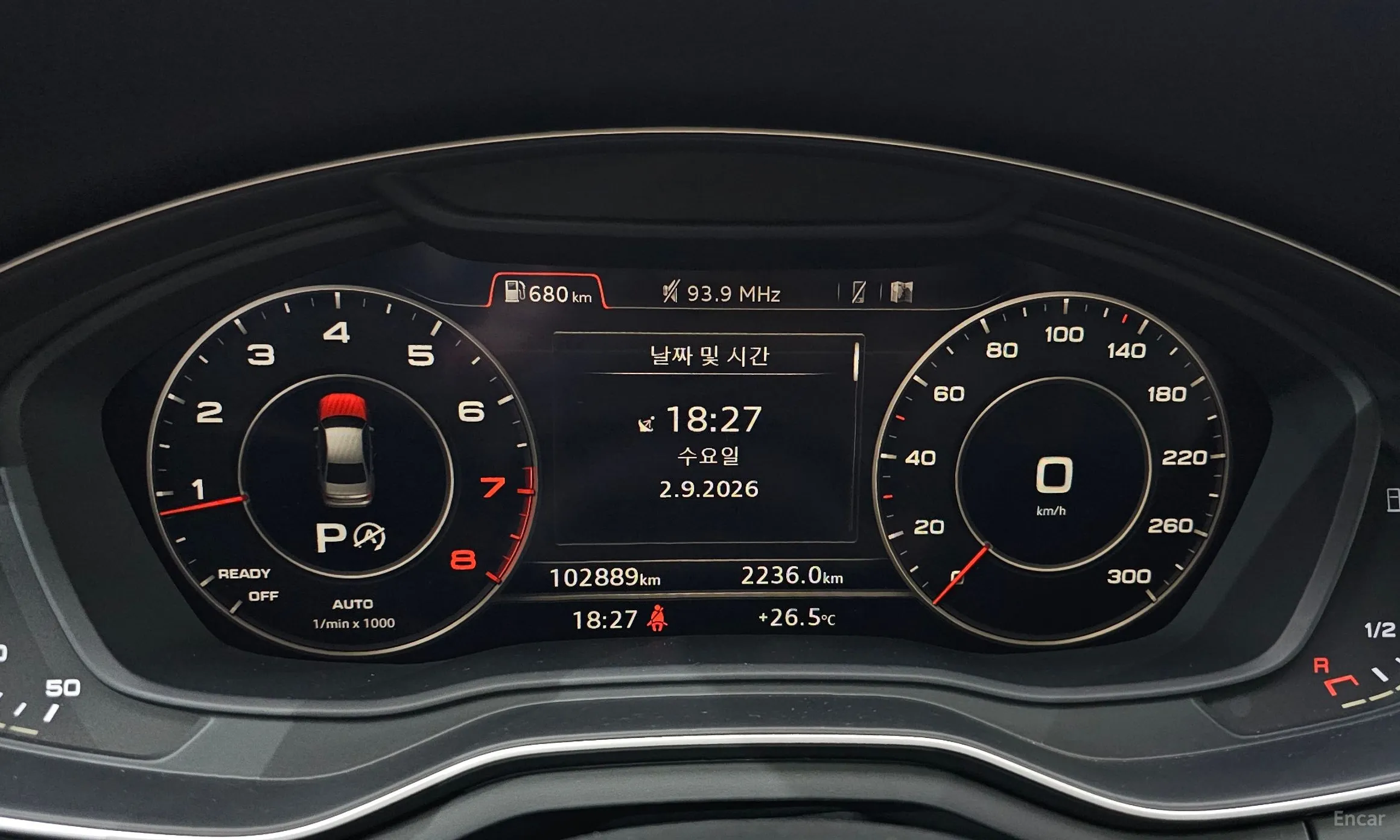 Audi A4 (B9) превью 8