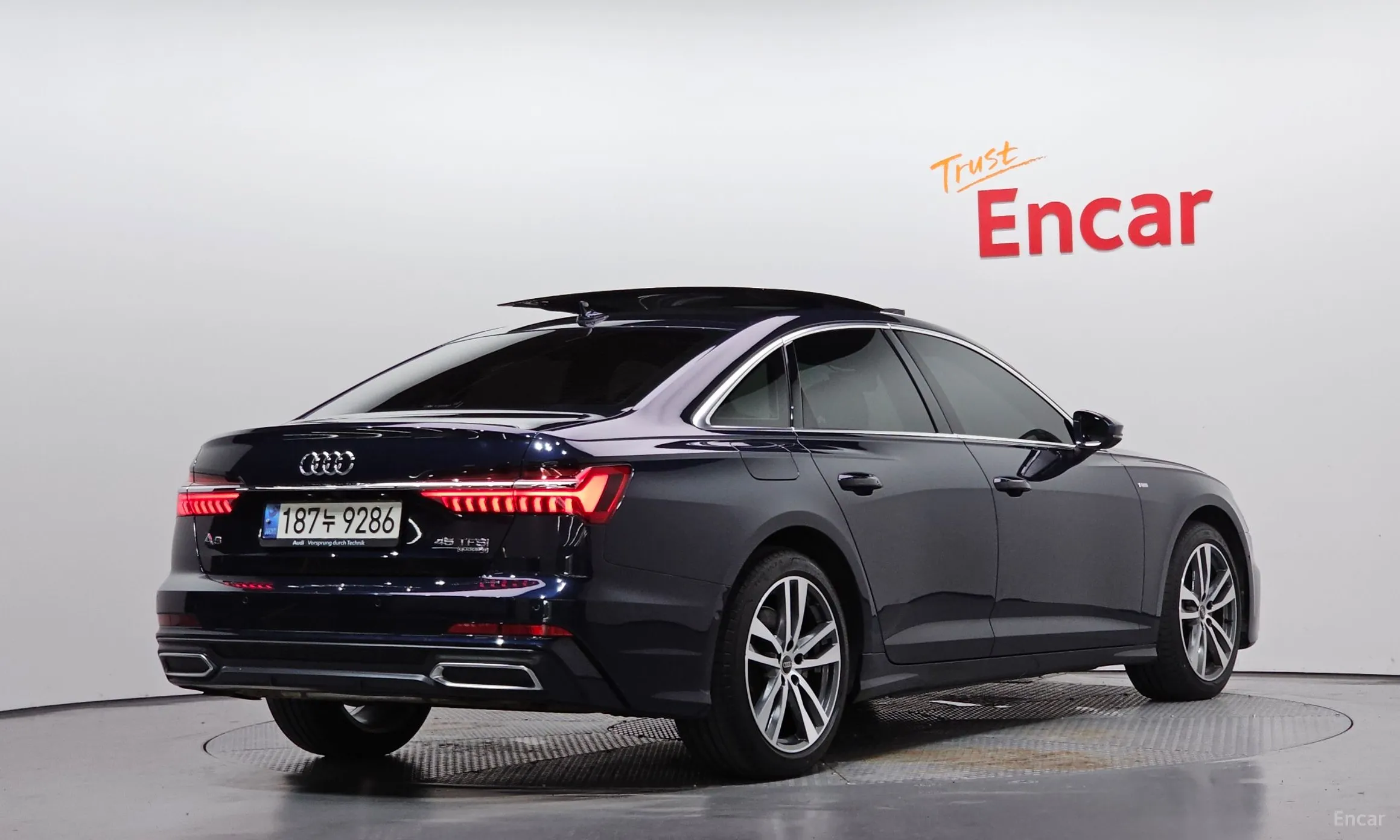 Audi A6 (C8)