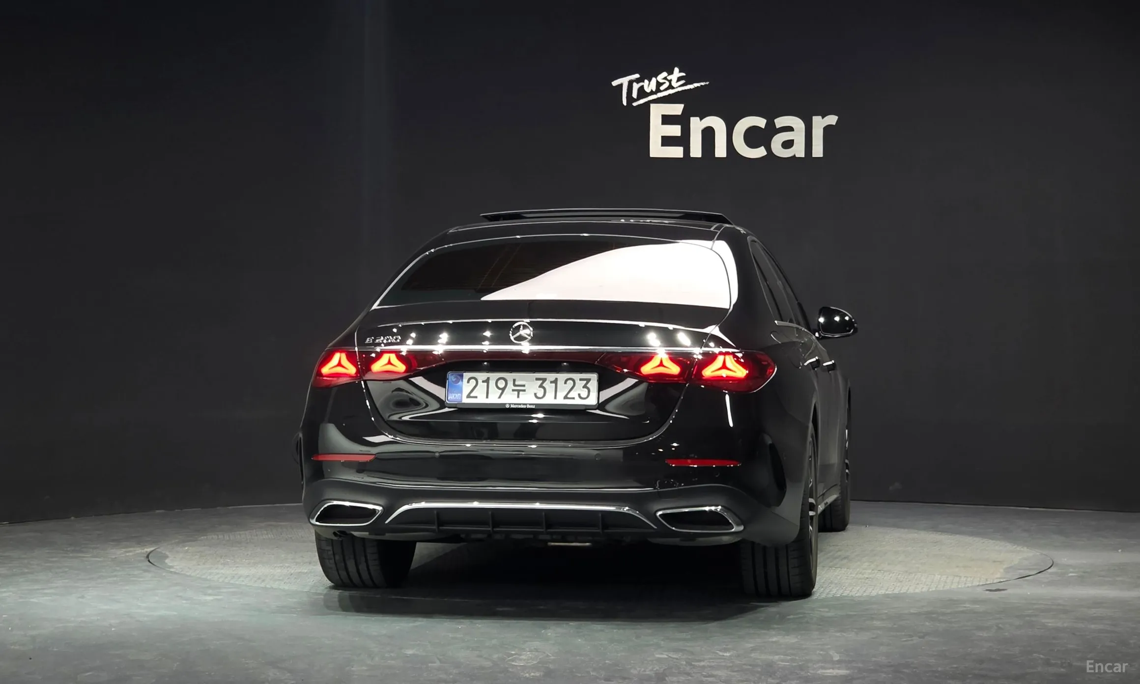 Mercedes Benz E-Class W214 превью 4