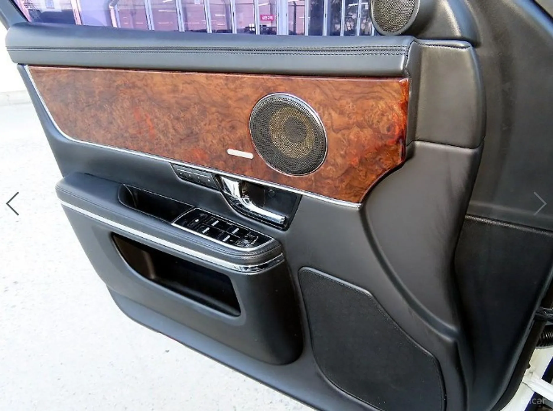 Jaguar All New XJ превью 11