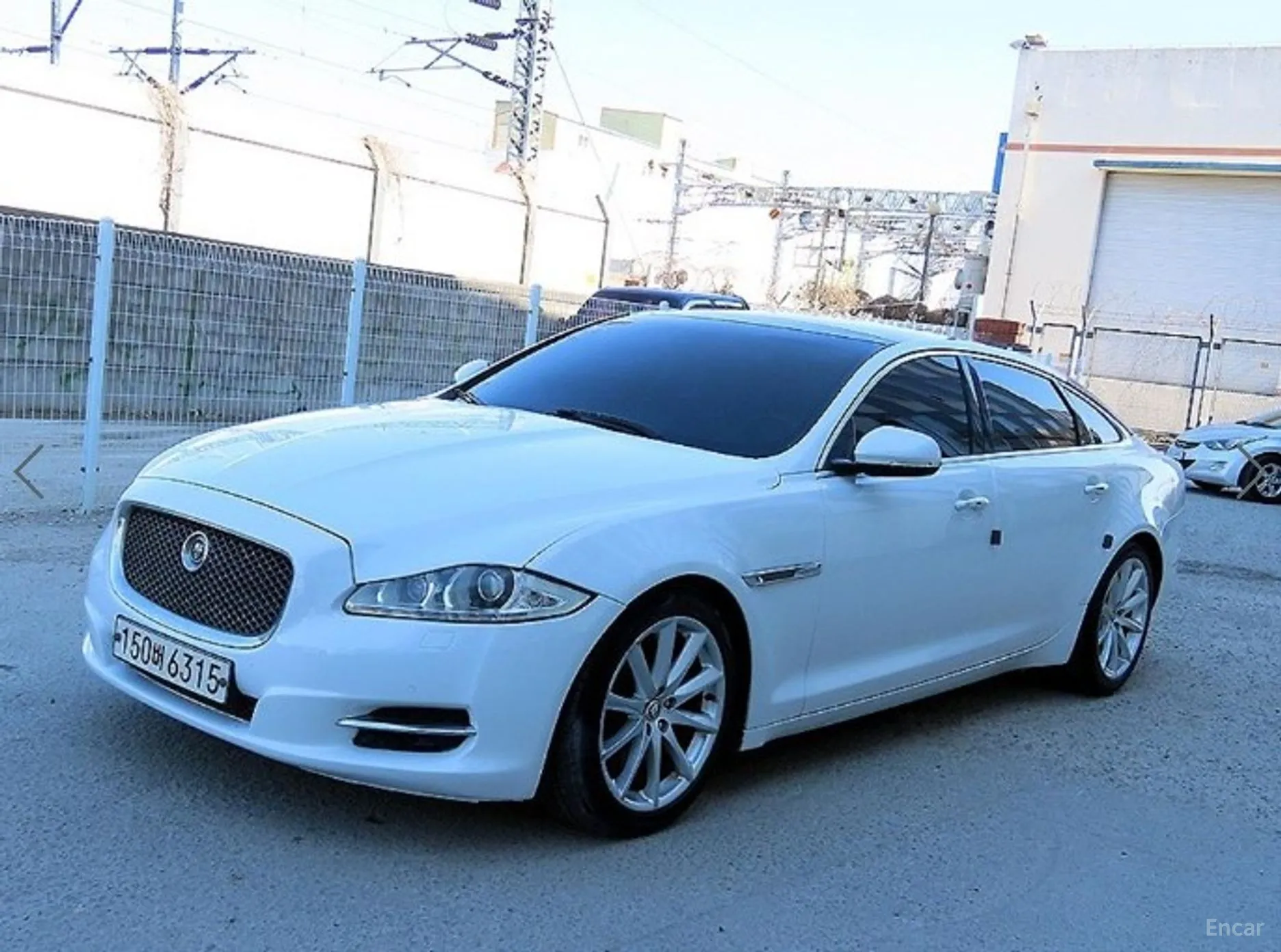 Jaguar All New XJ