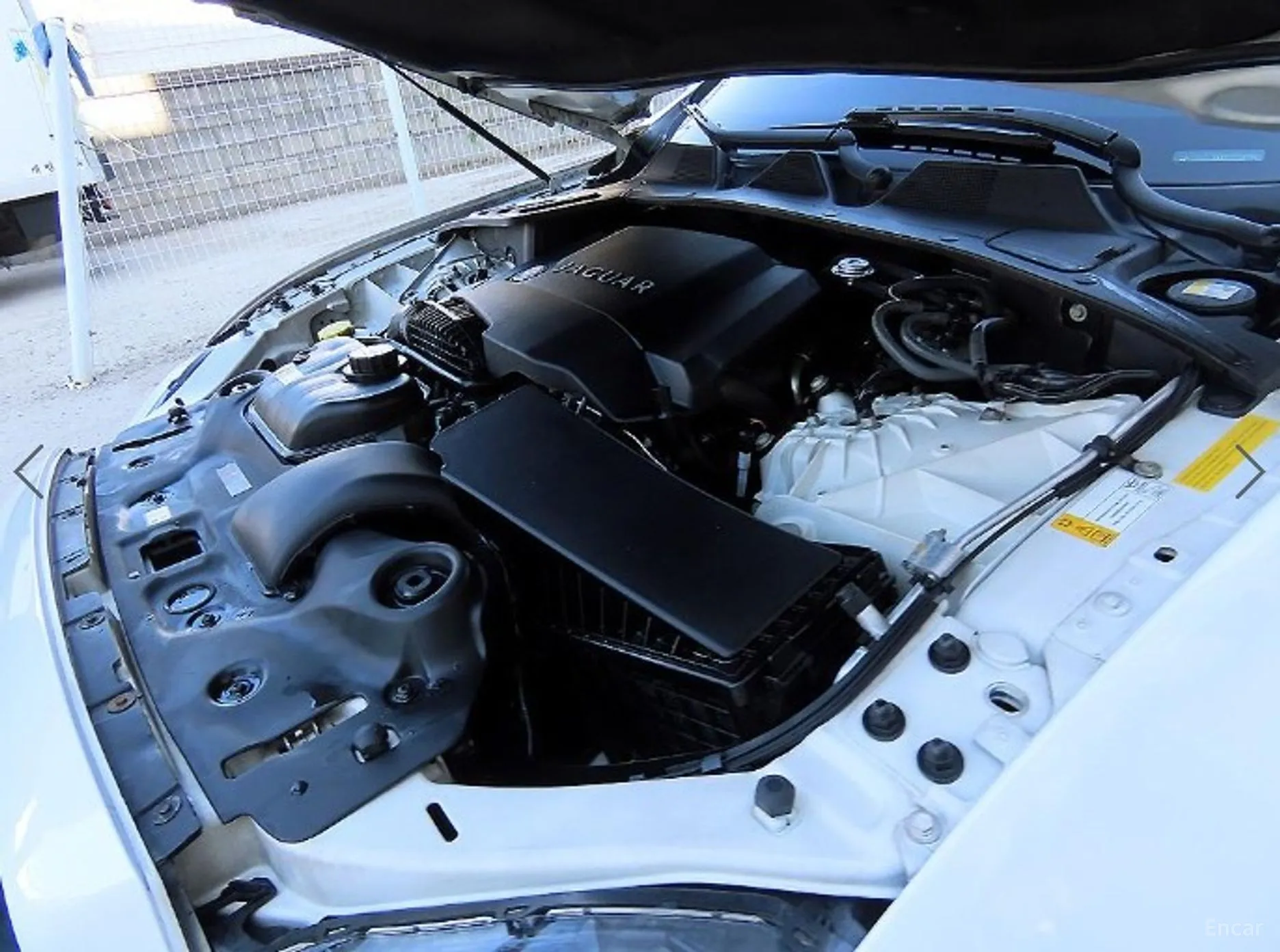 Jaguar All New XJ превью 19