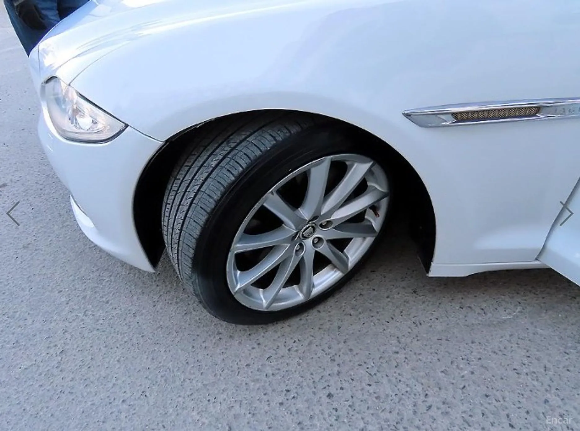 Jaguar All New XJ превью 20