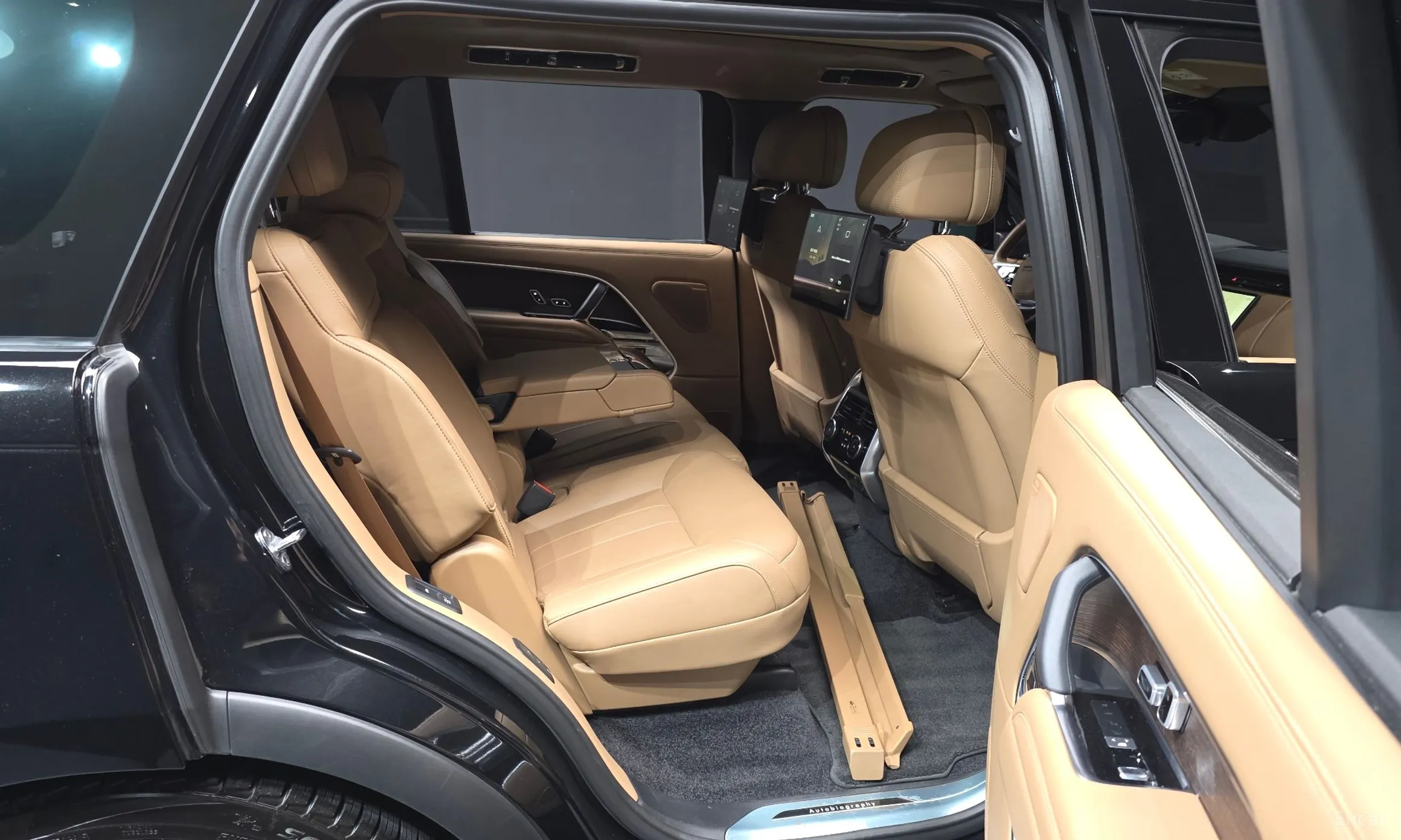 Land Rover Range Rover 5th Generation превью 12
