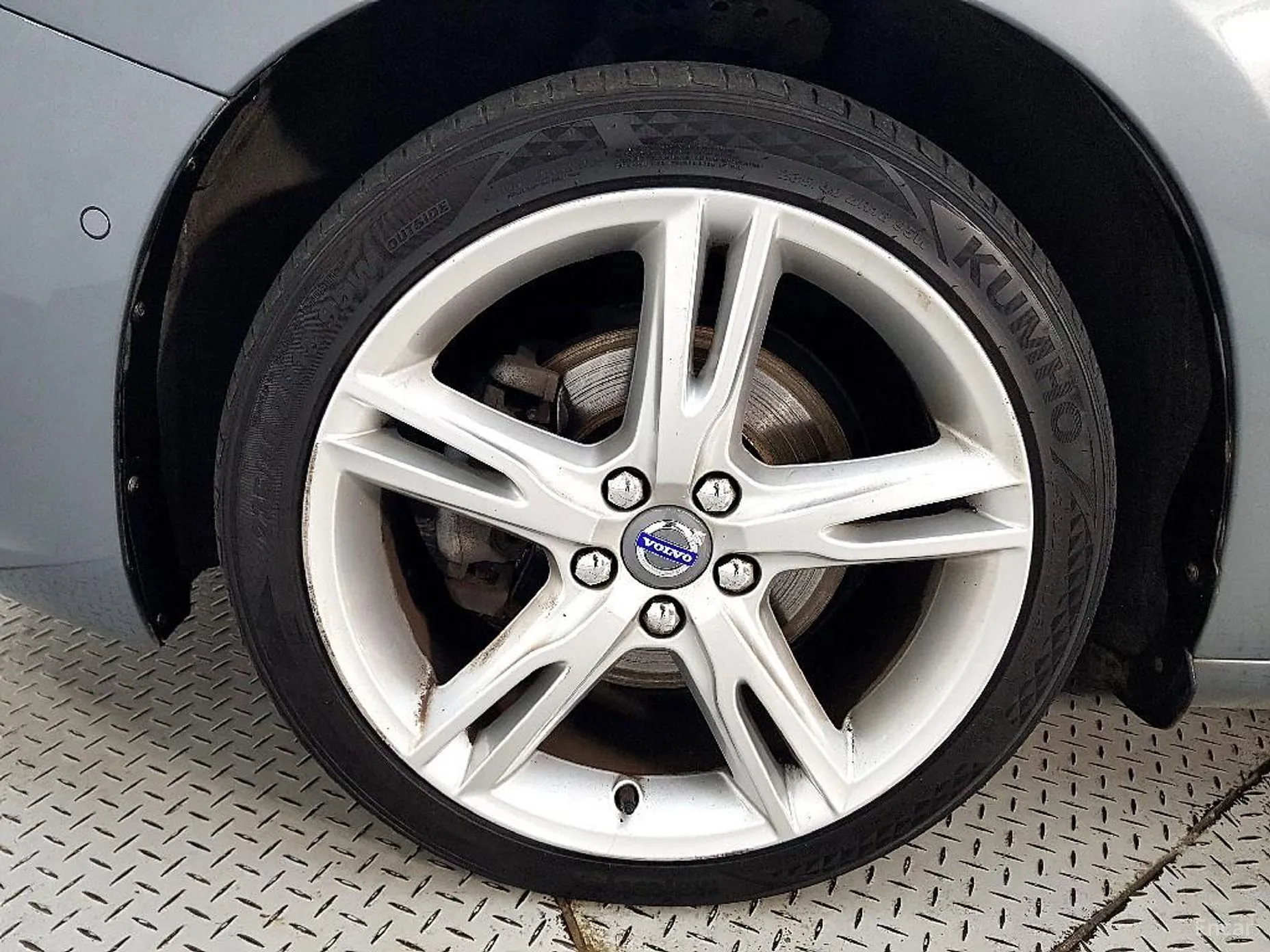 Volvo S60 превью 20