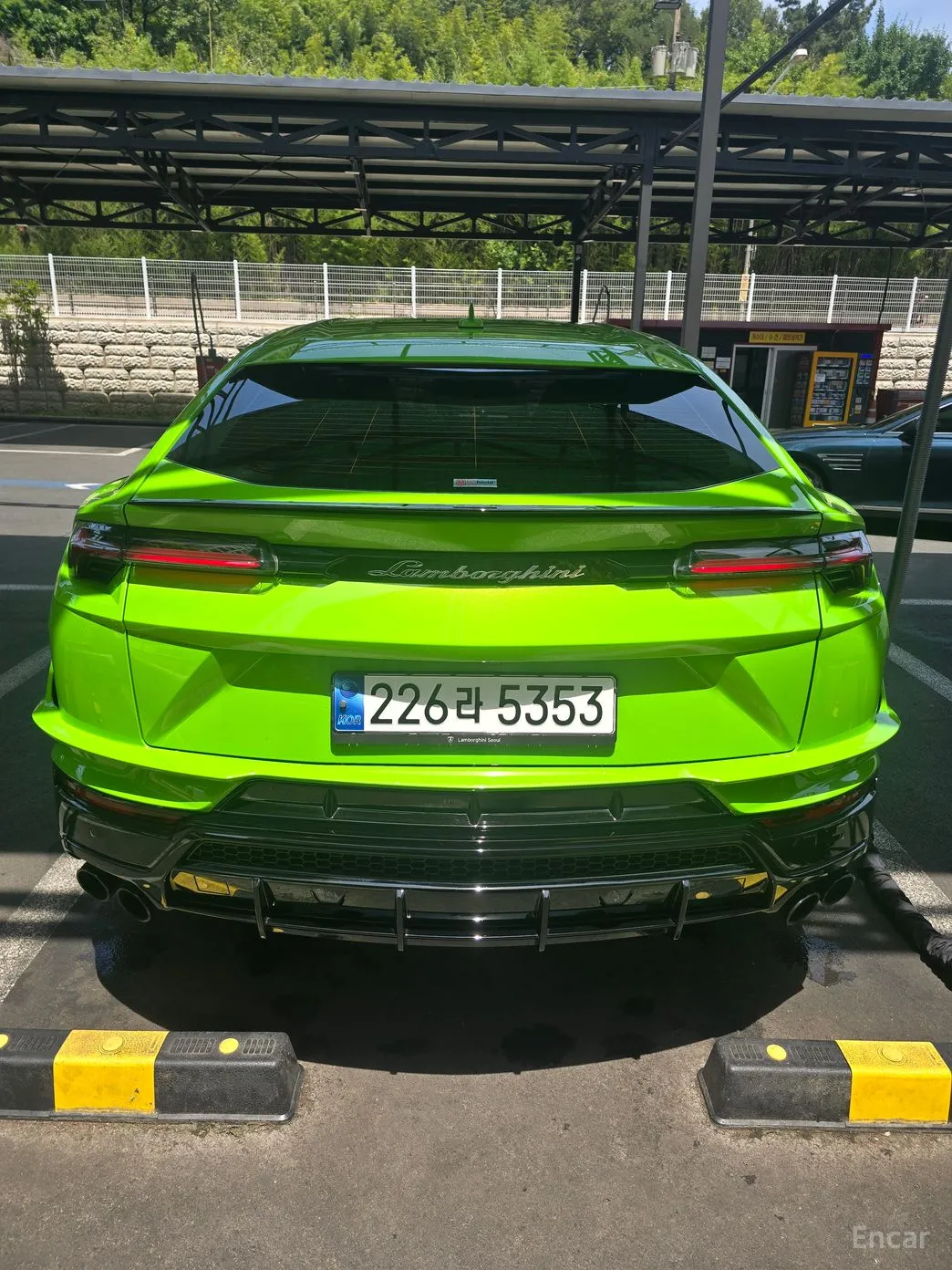 Lamborghini Urus превью 4