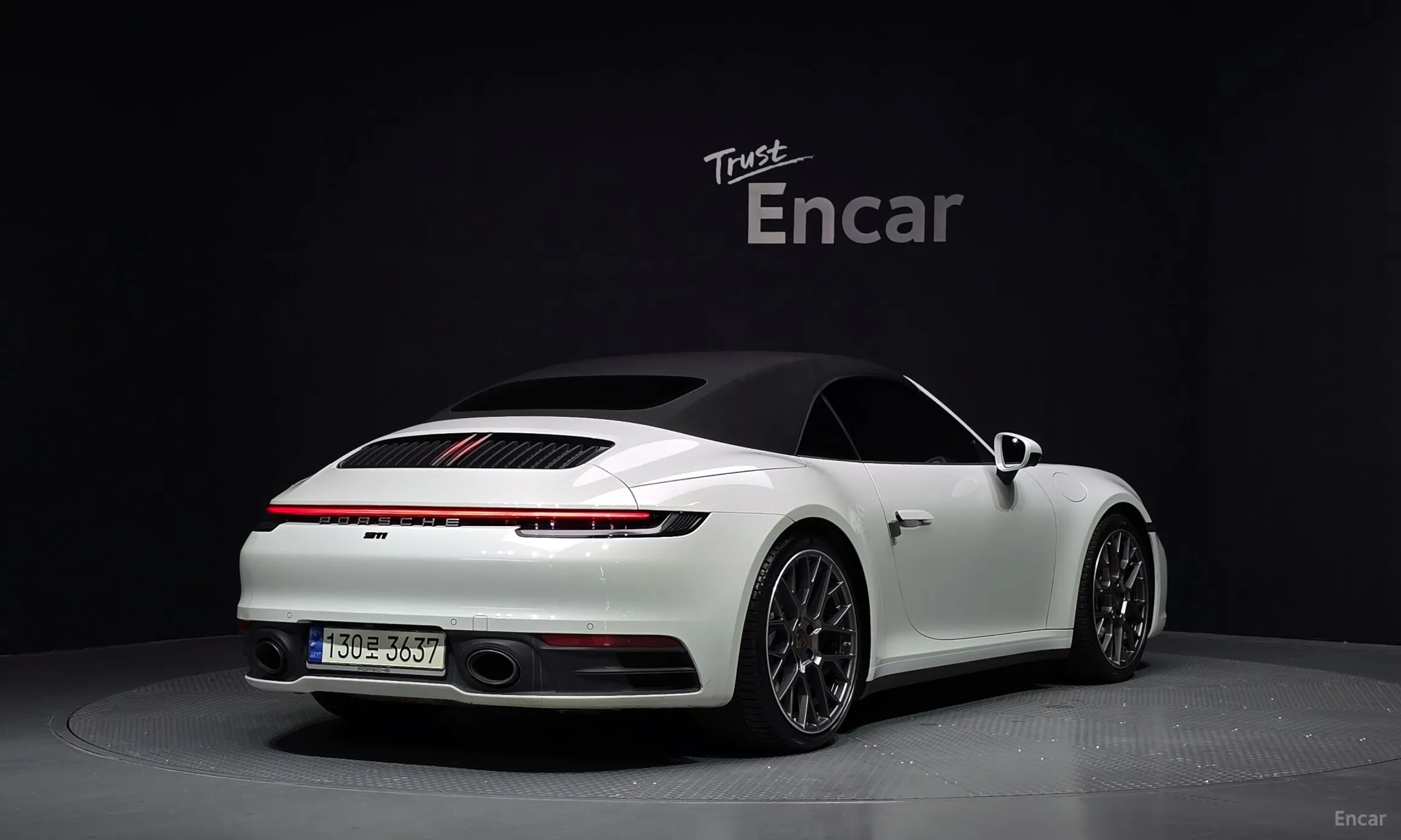 Porsche 911 (992)