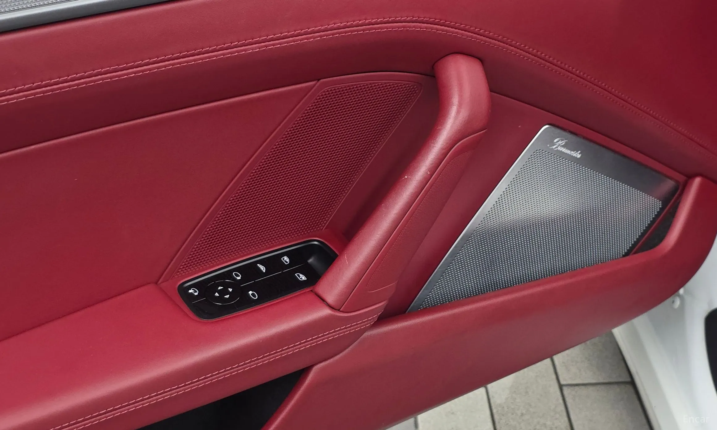 Porsche 911 (992) превью 20