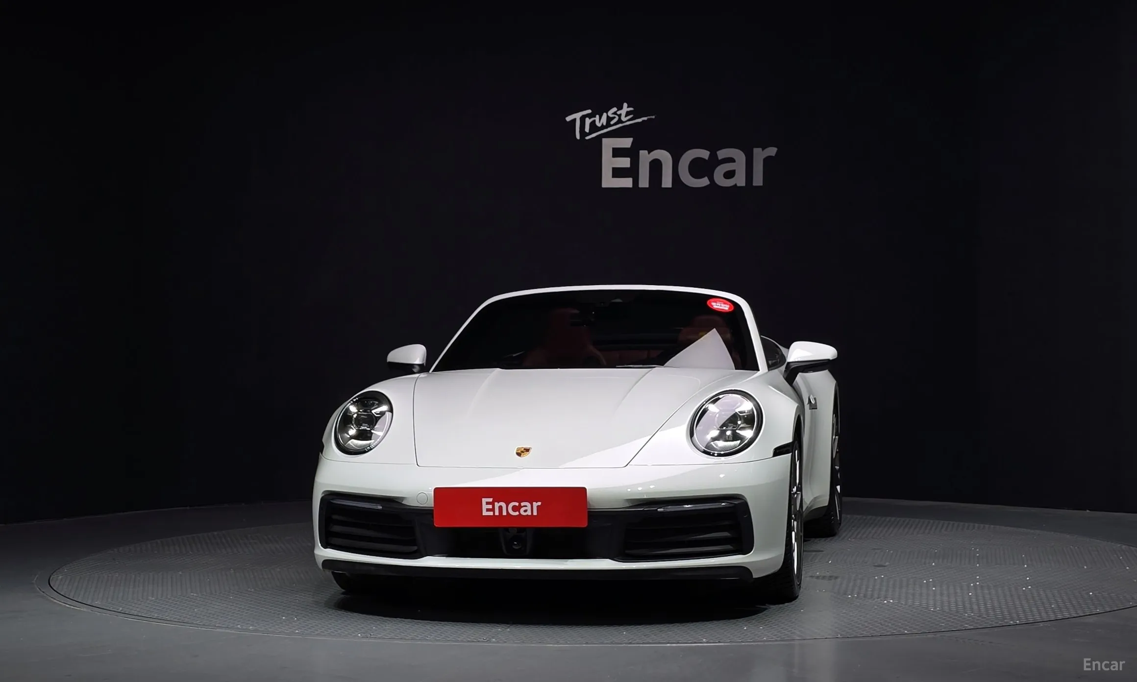 Porsche 911 (992) превью 3