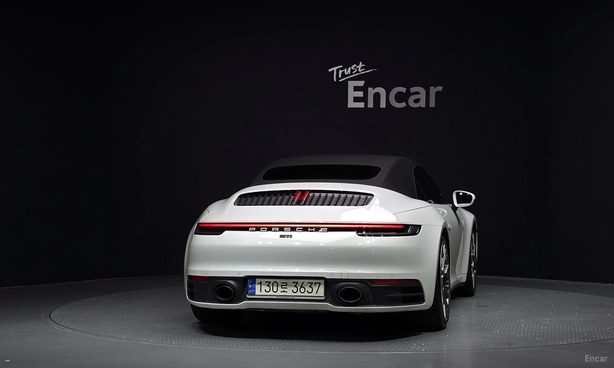Porsche 911 (992) превью 4