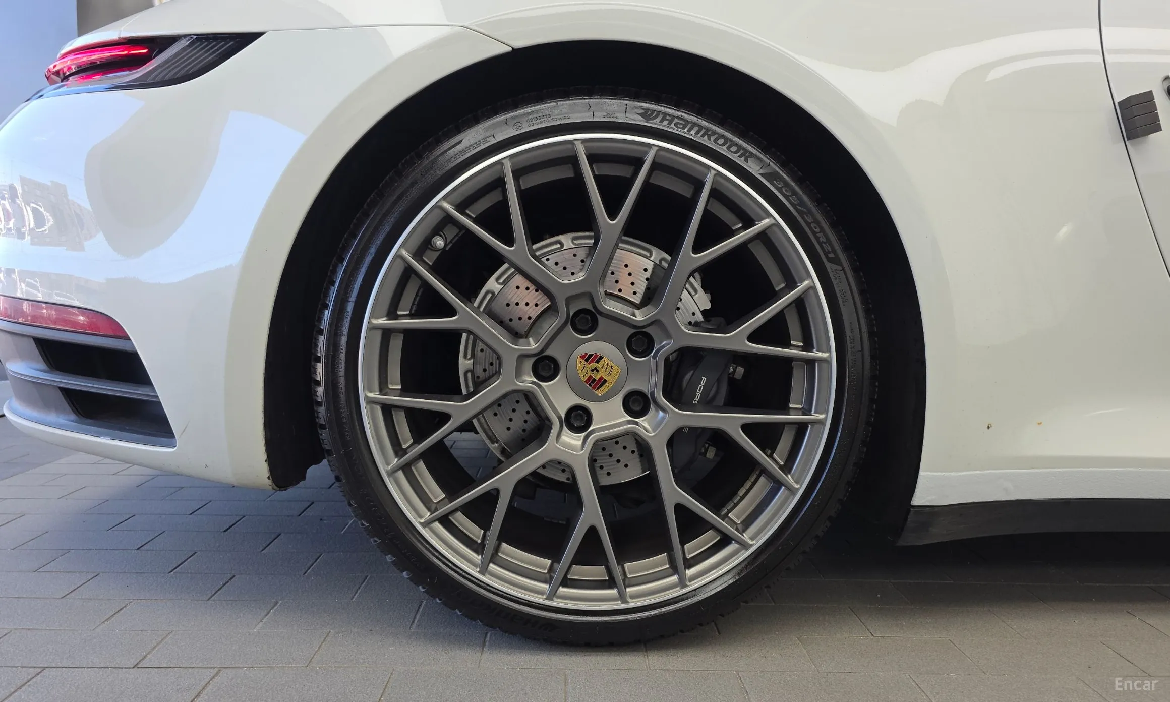 Porsche 911 (992) превью 5
