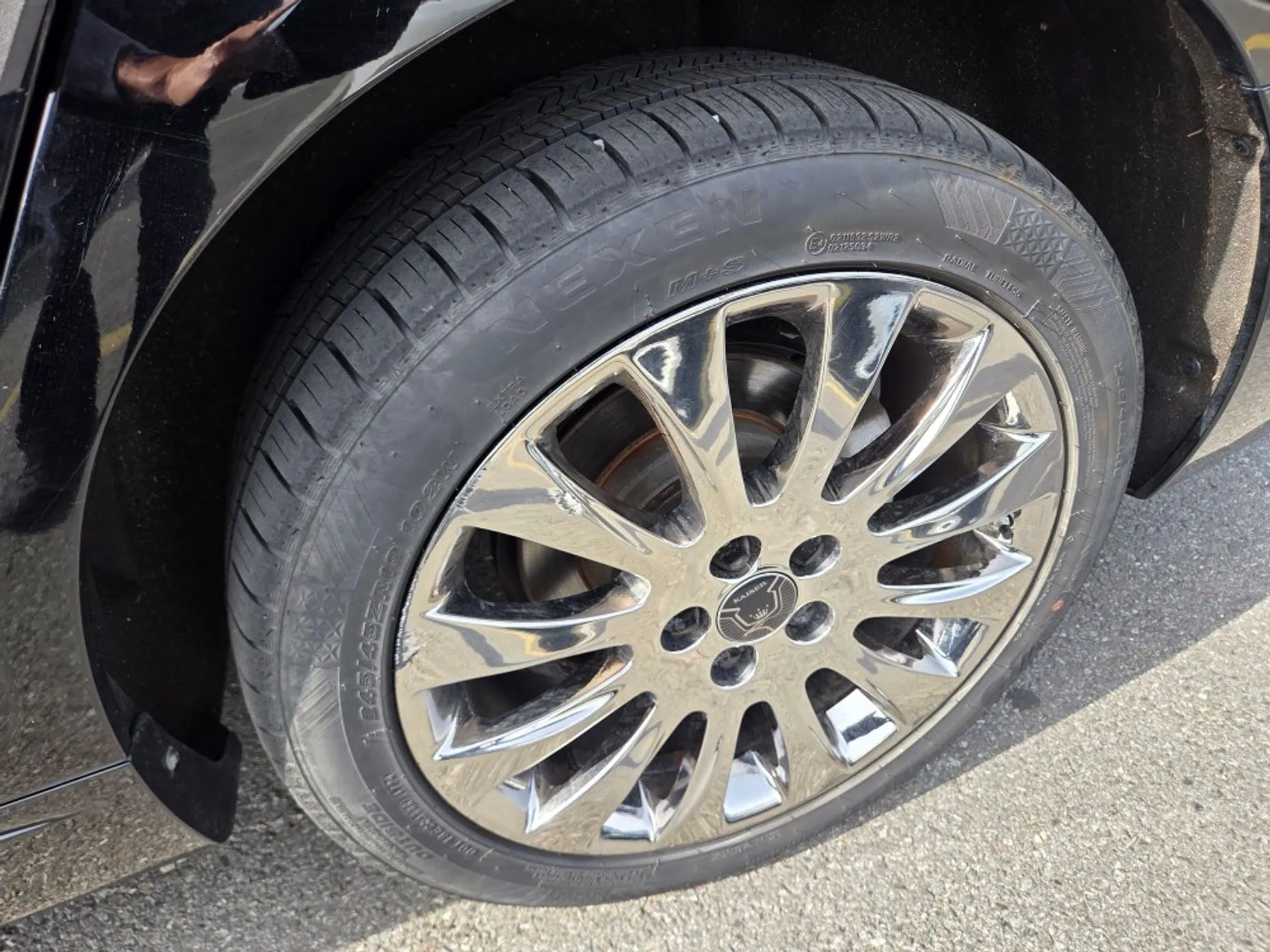 KG Mobility (SsangYong) Chairman W превью 17