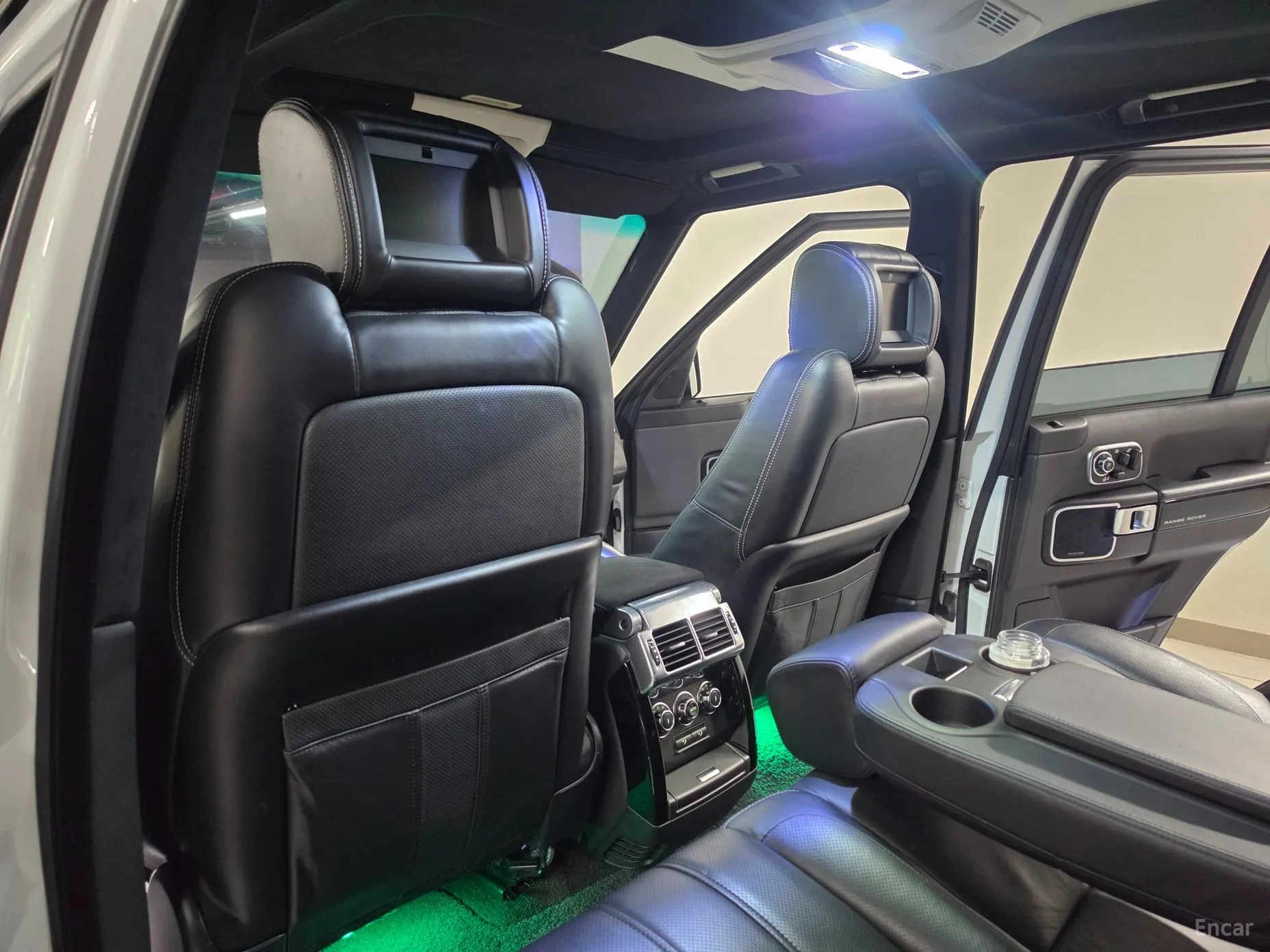 Land Rover Range Rover превью 17