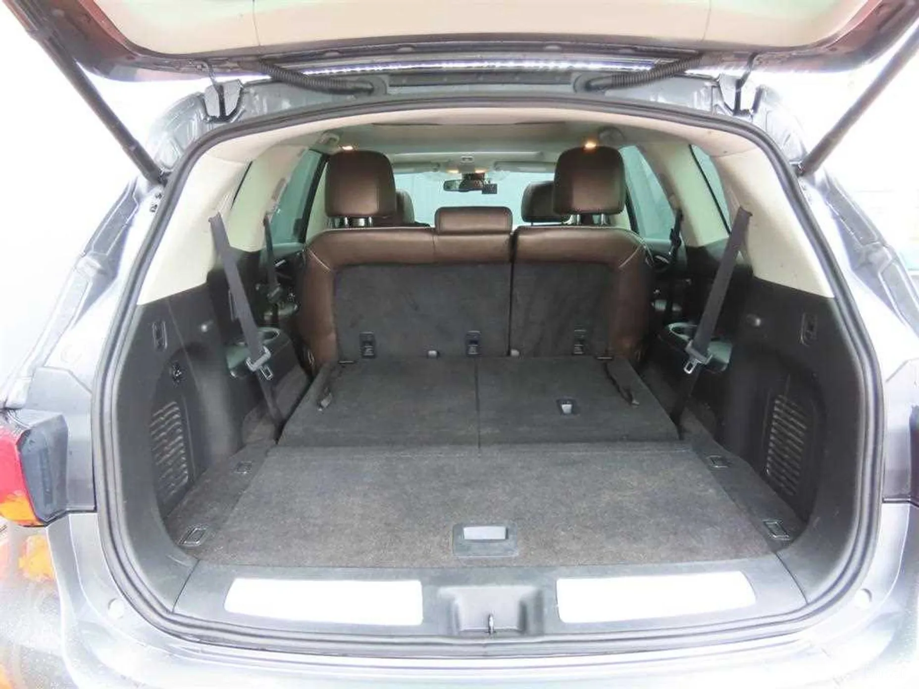 Infiniti QX60 превью 5