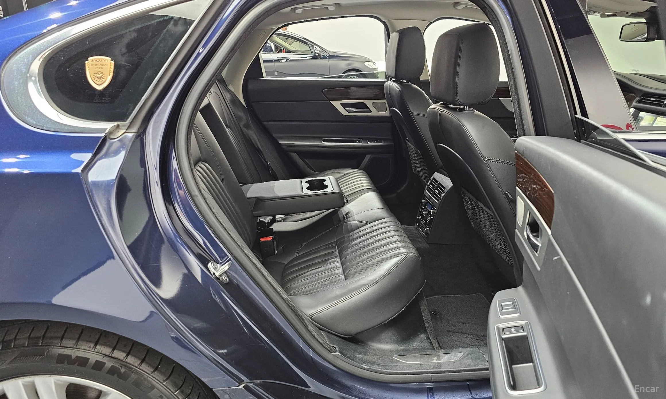 Jaguar XF (x260) превью 12