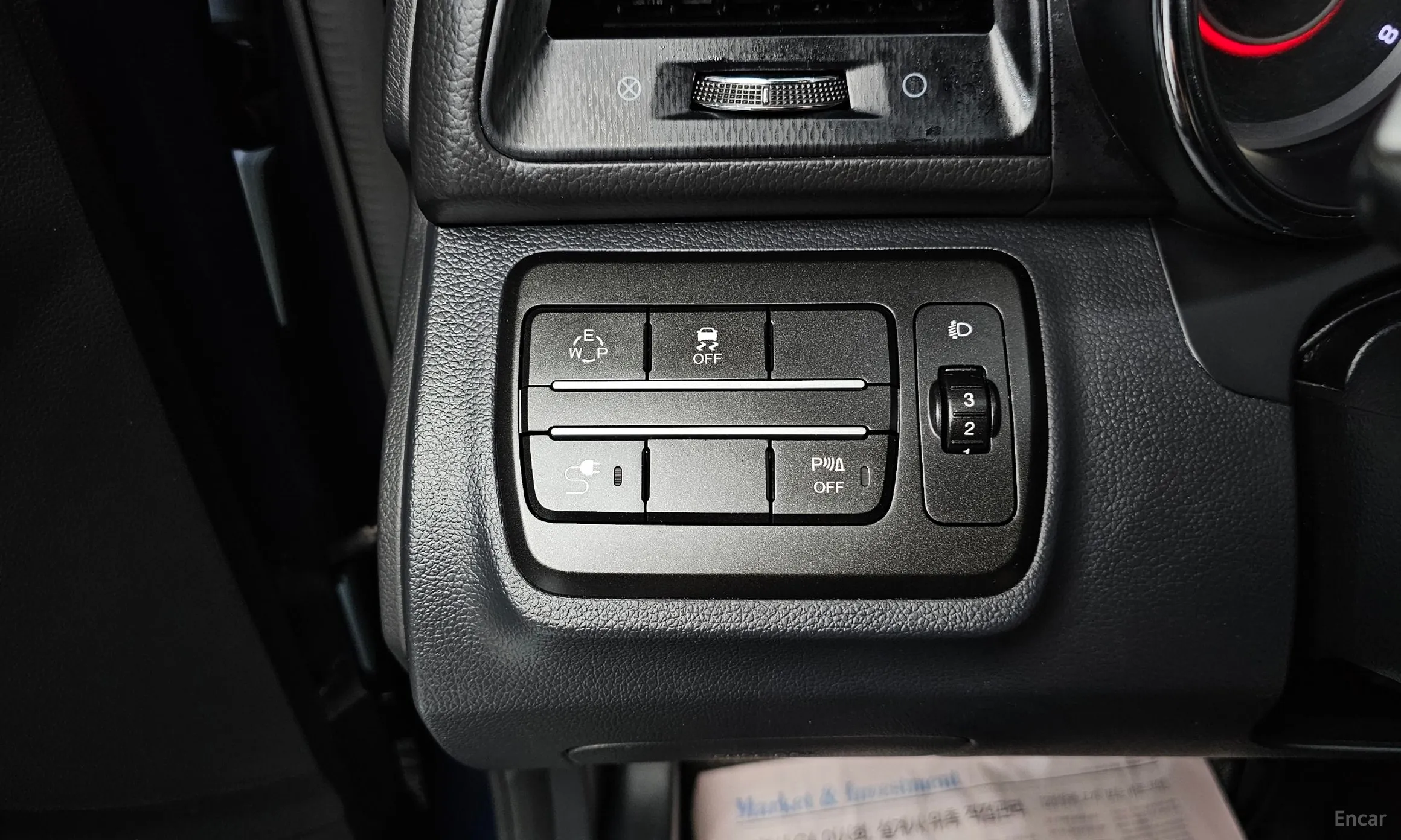 KG Mobility (SsangYong) Tivoli Air превью 20