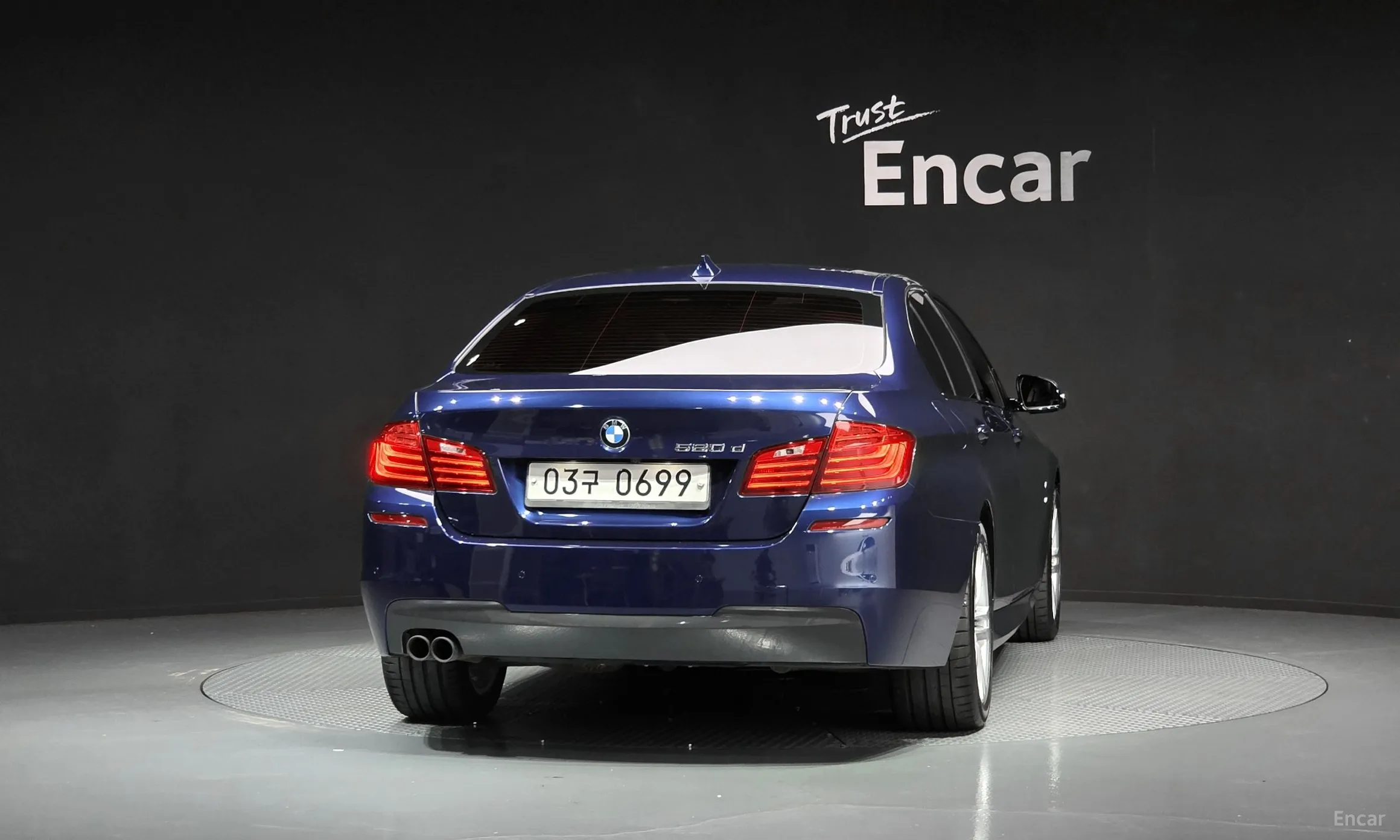 BMW 5 Series (F10) превью 4
