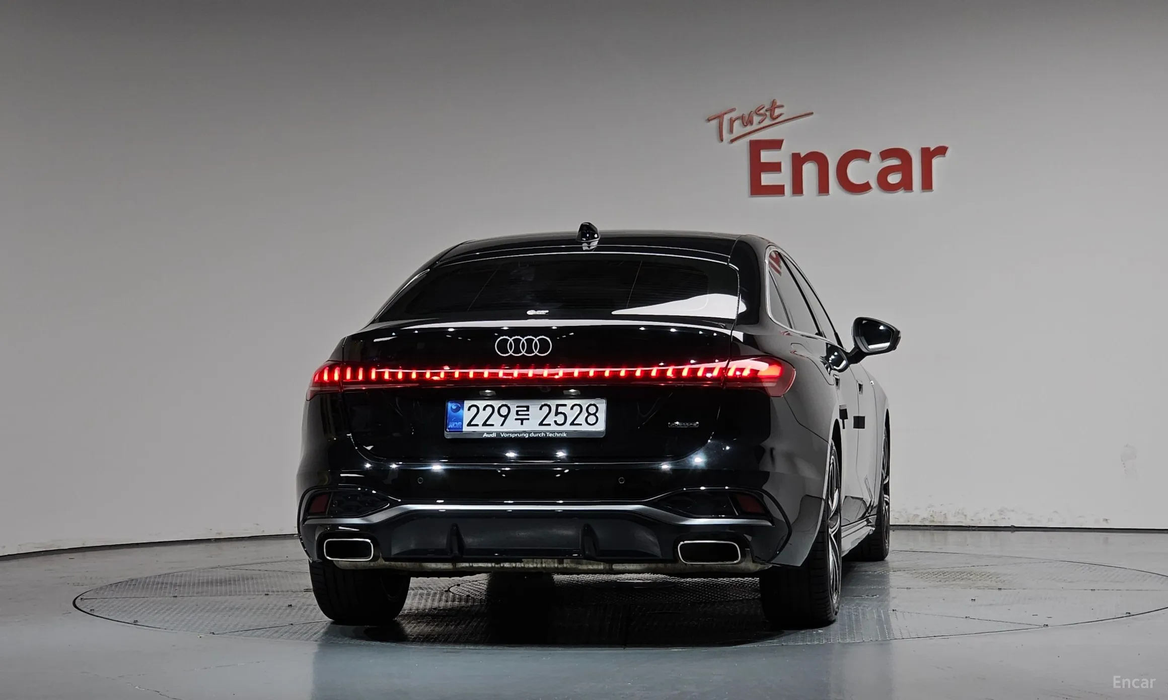 Audi A5 (B10) превью 4