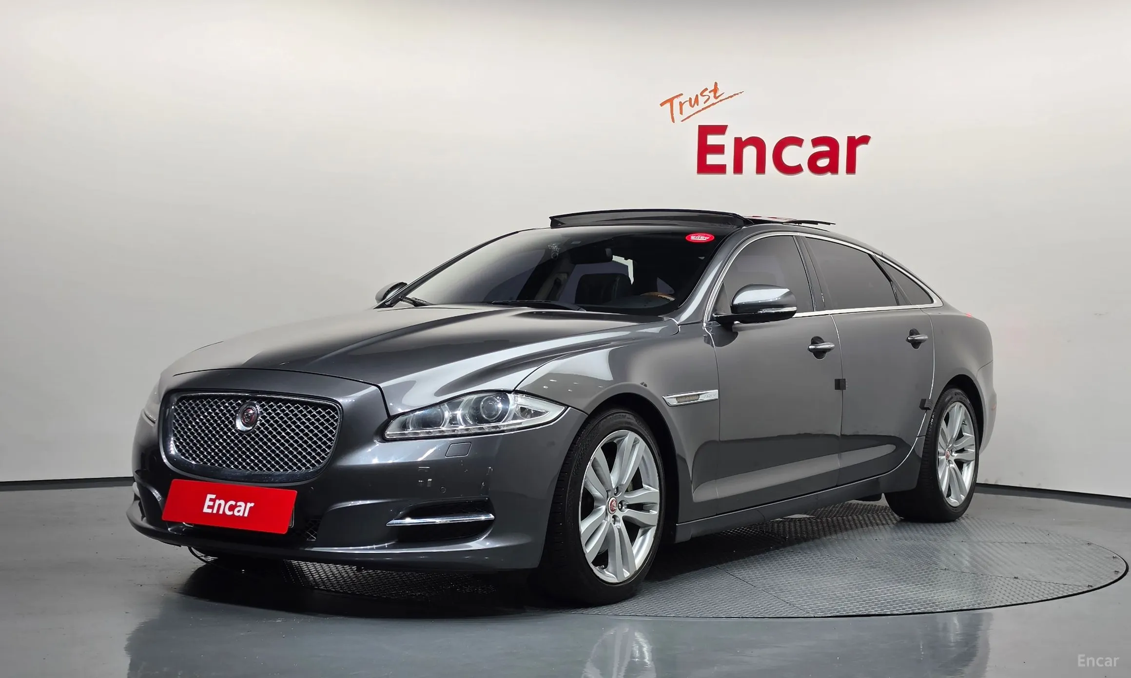 Jaguar All New XJ