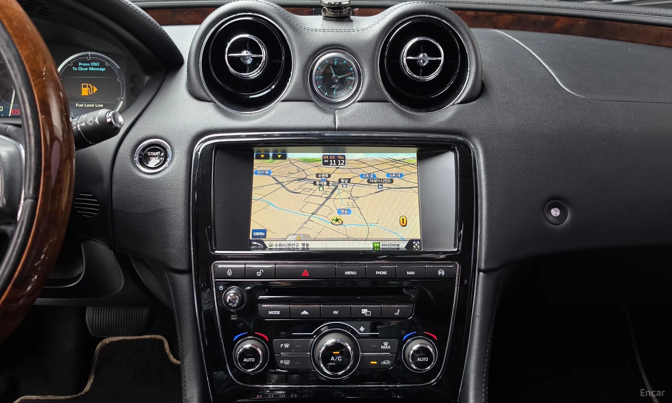 Jaguar All New XJ превью 13