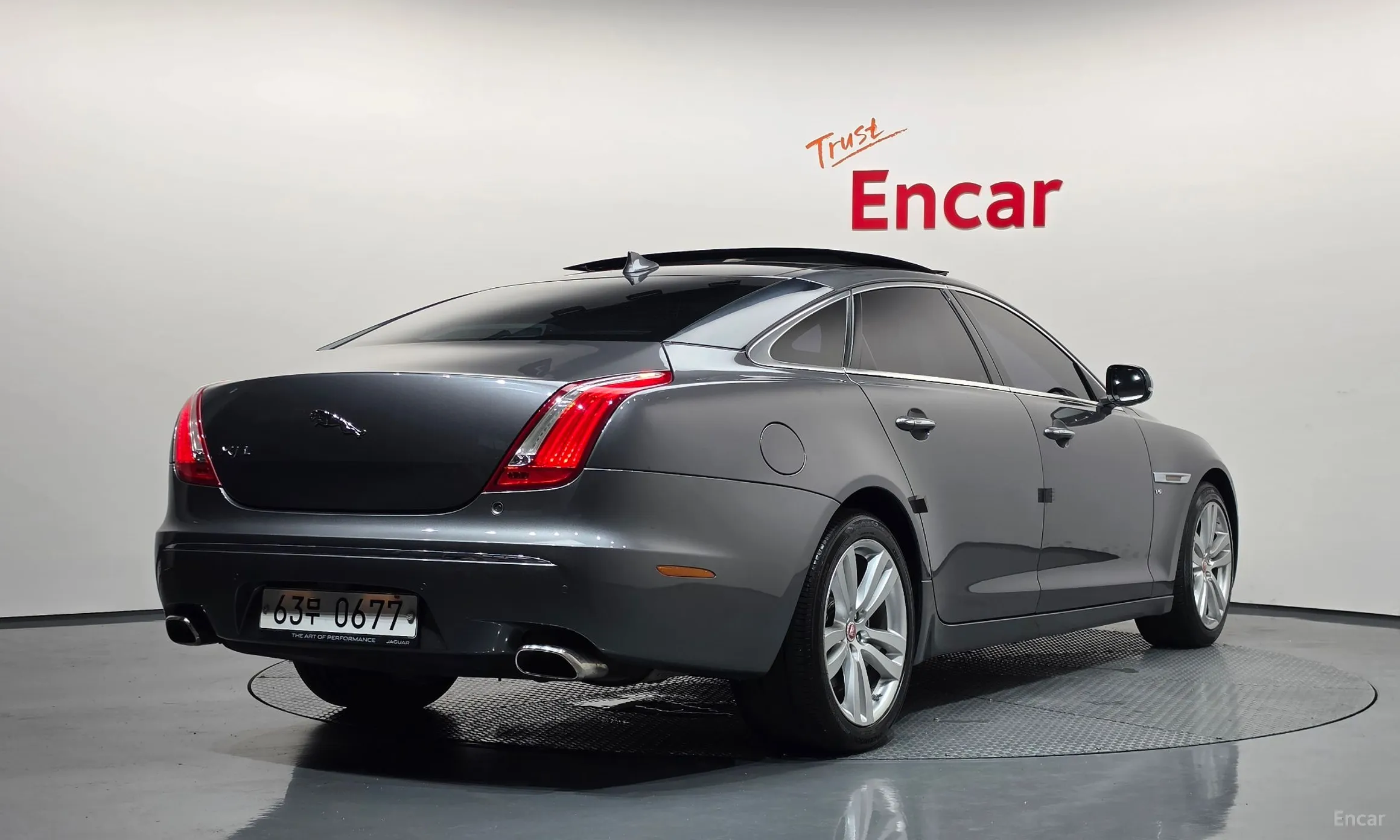 Jaguar All New XJ