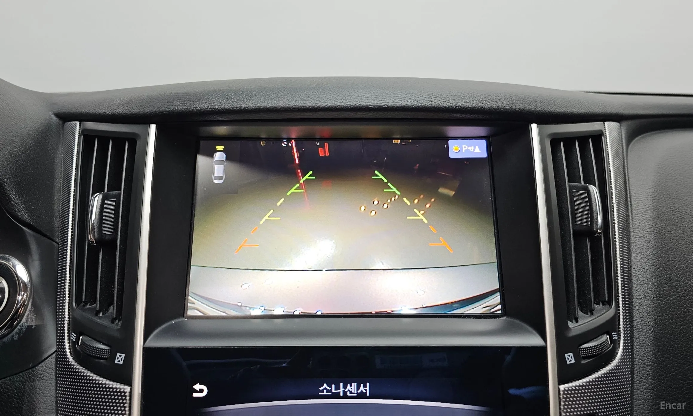 Infiniti Q50 превью 15