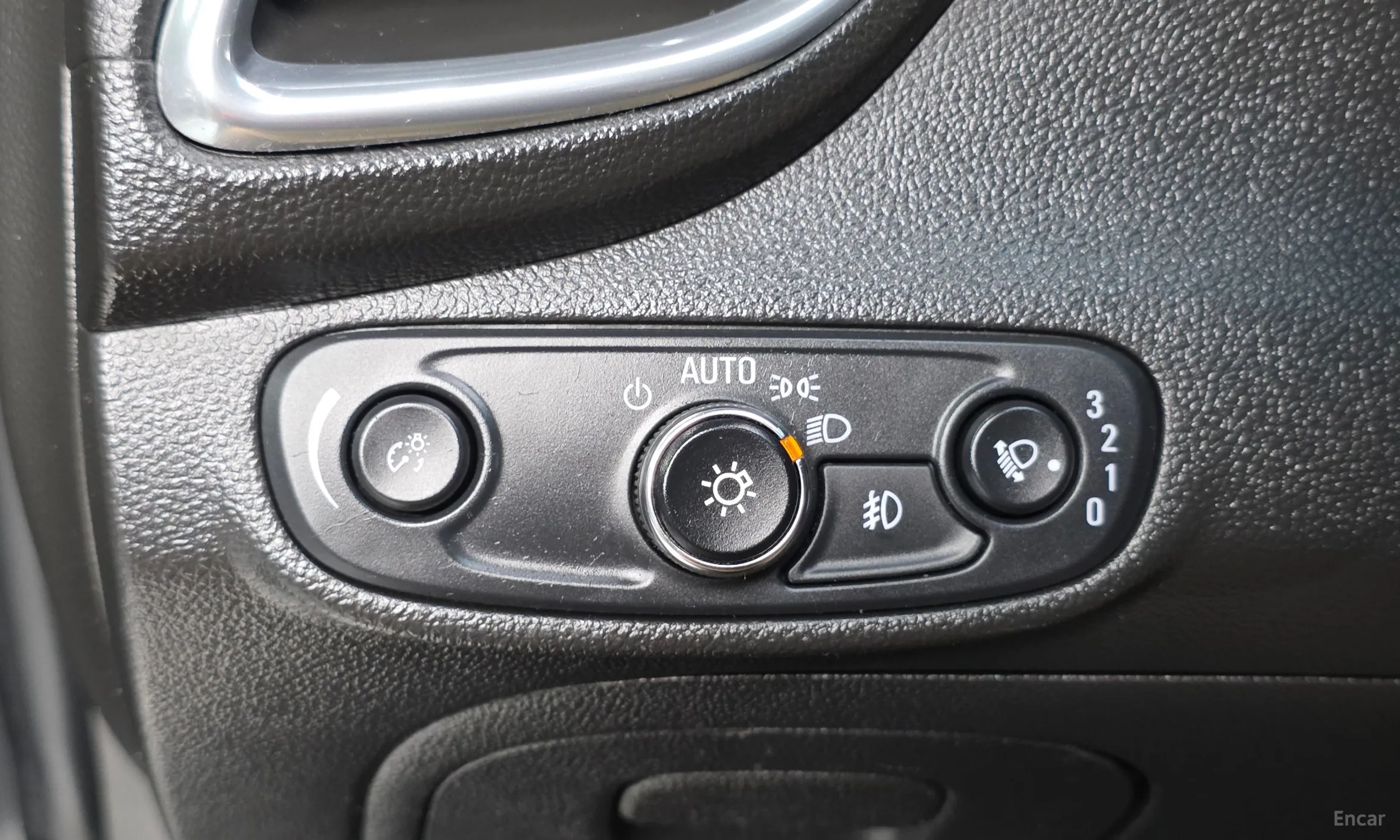 Chevrolet (GM Daewoo) Trax превью 12