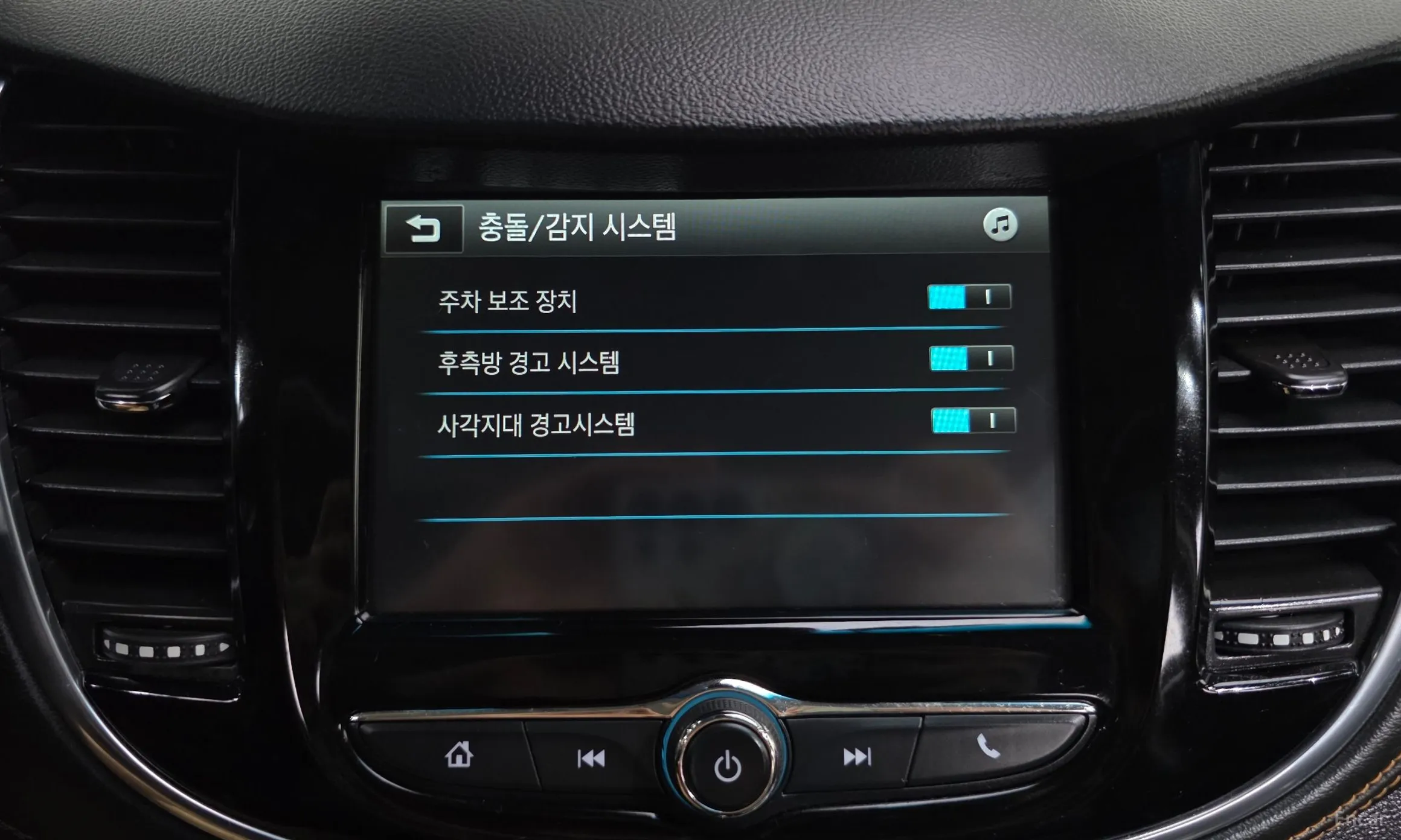 Chevrolet (GM Daewoo) Trax превью 18
