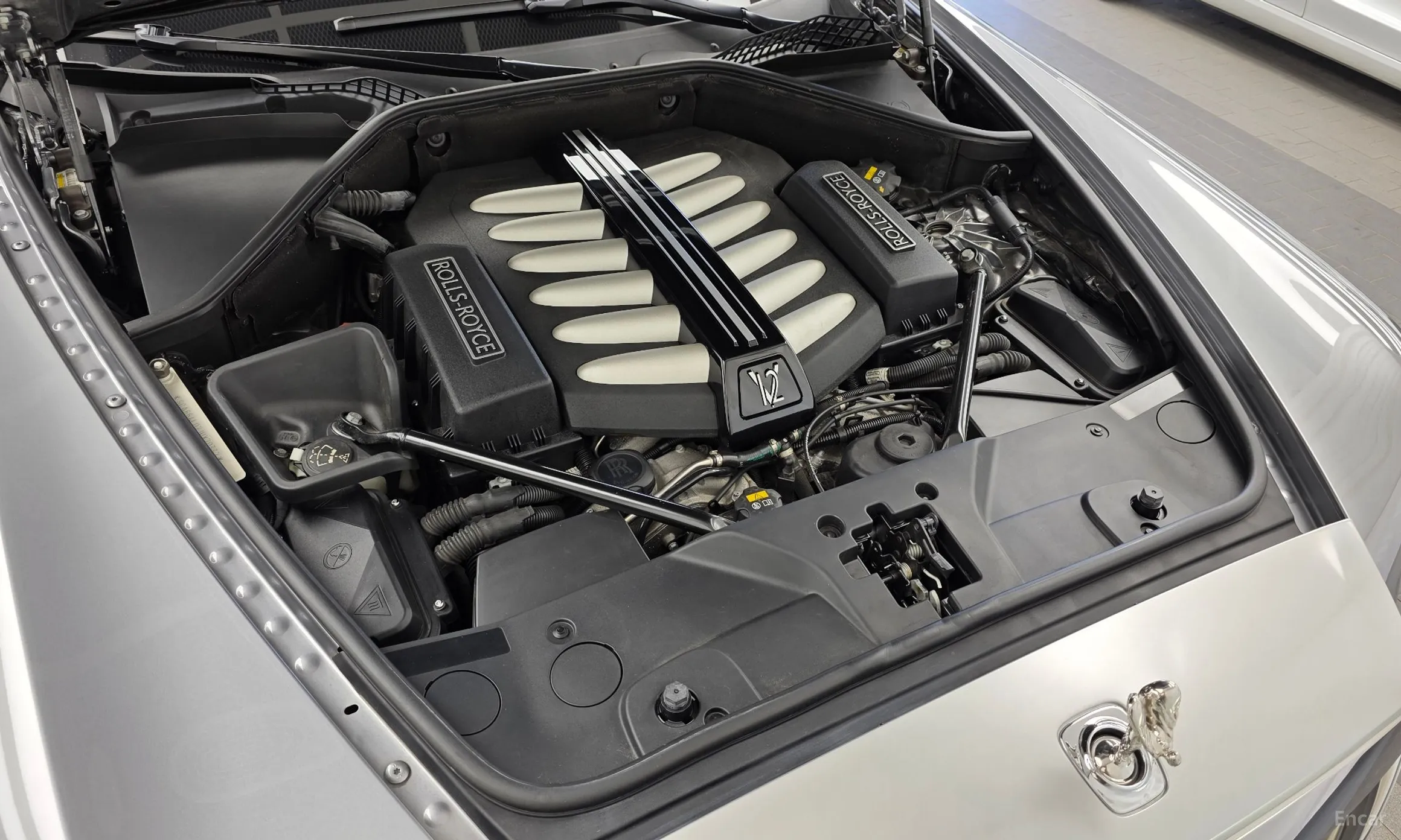 Rolls-Royce Ghost превью 6