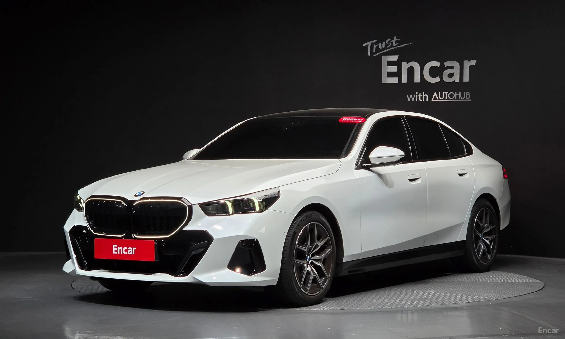 BMW 5 Series (G60)