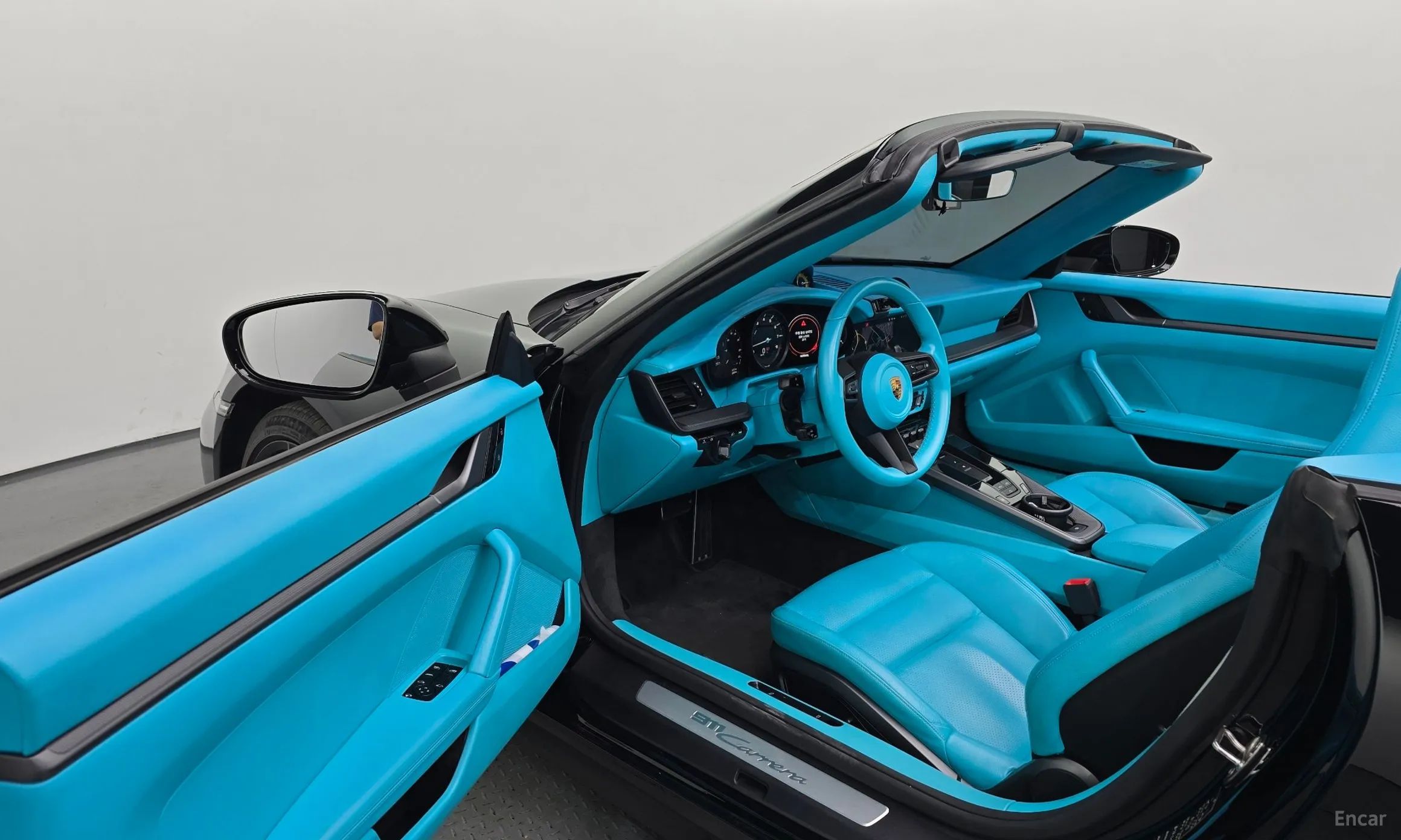 Porsche 911 (992) превью 10