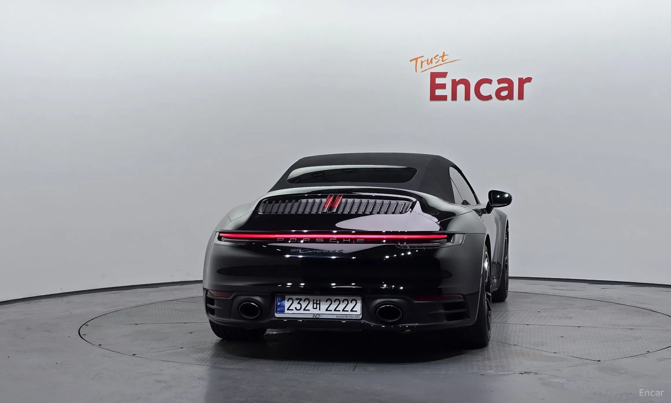 Porsche 911 (992) превью 4
