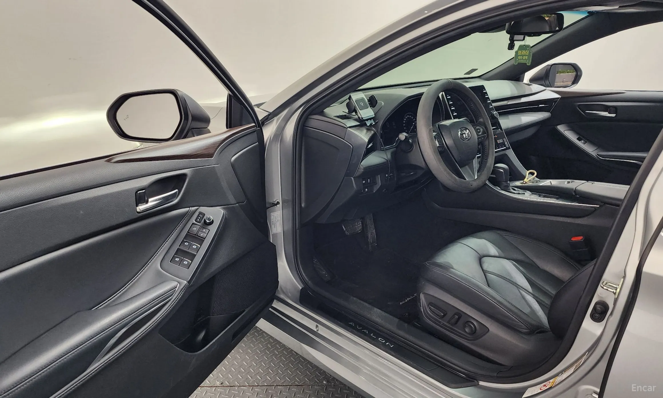 Toyota Avalon 5th Generation превью 10