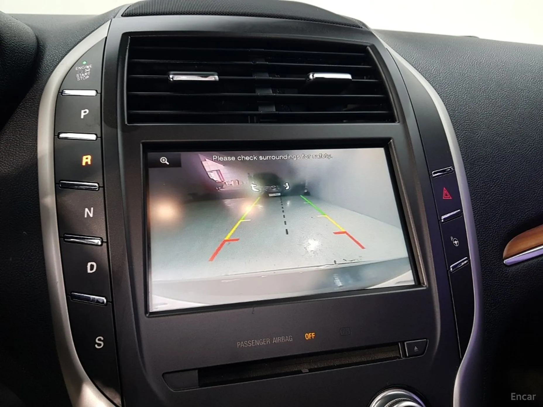 Lincoln MKC превью 15