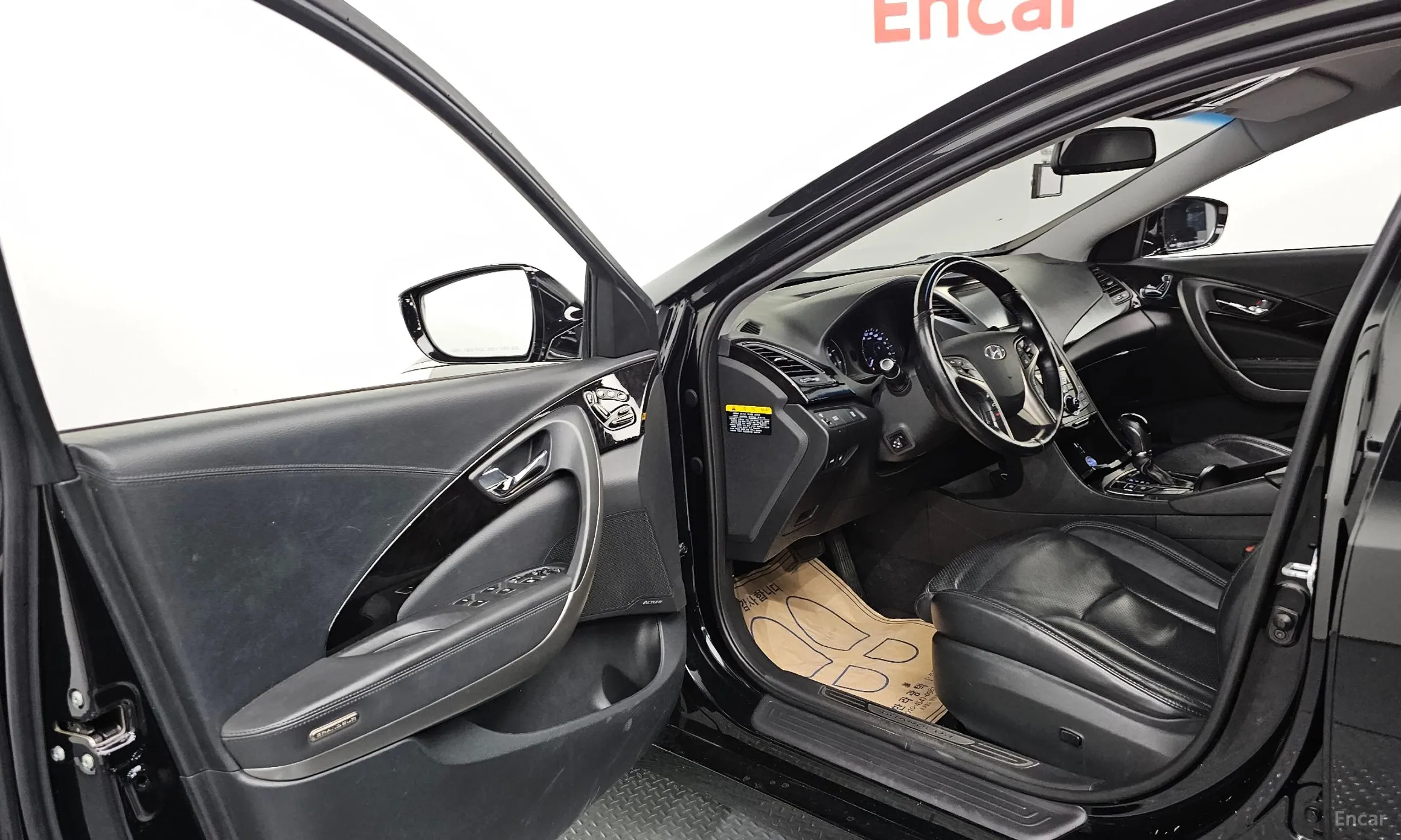 Hyundai Grandeur HG превью 10