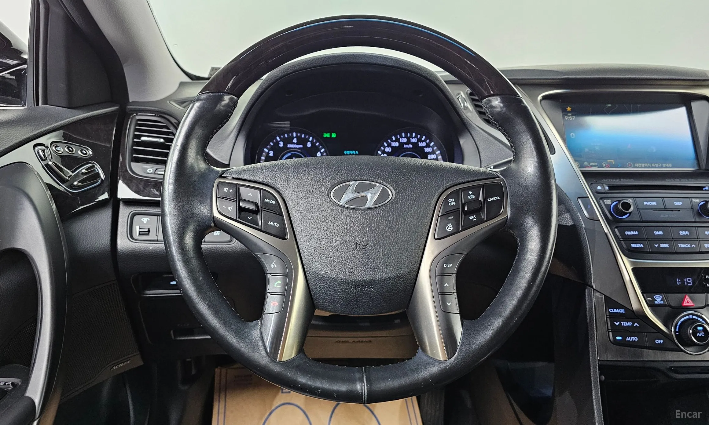 Hyundai Grandeur HG превью 14