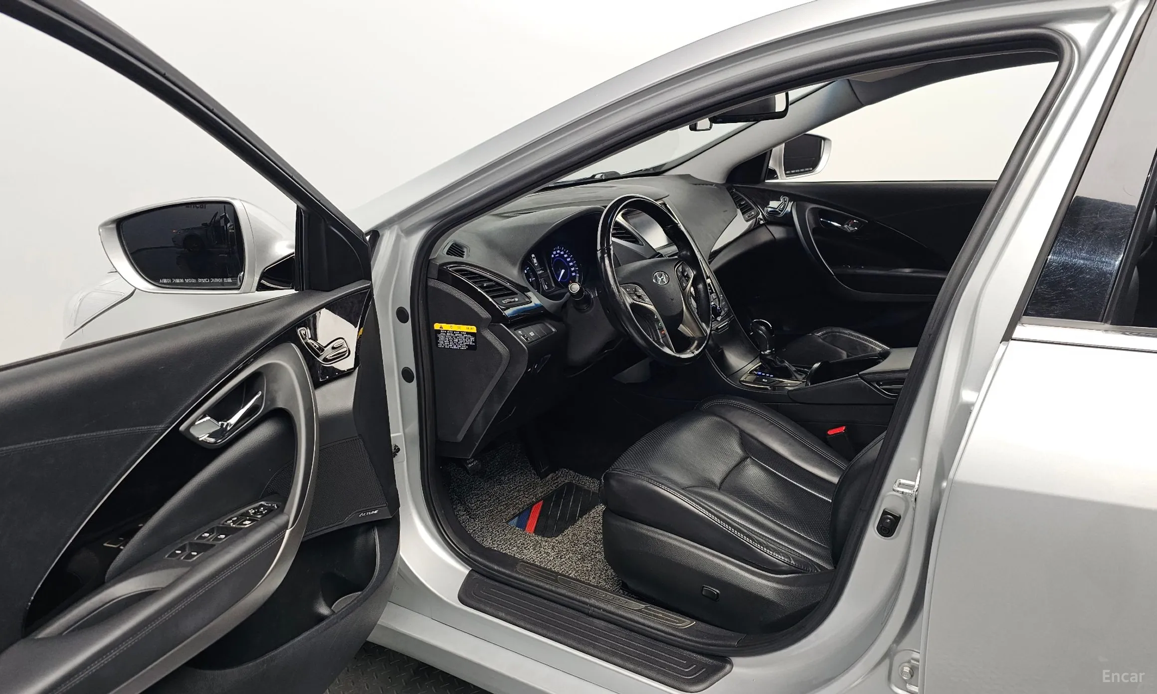 Hyundai Grandeur HG превью 10