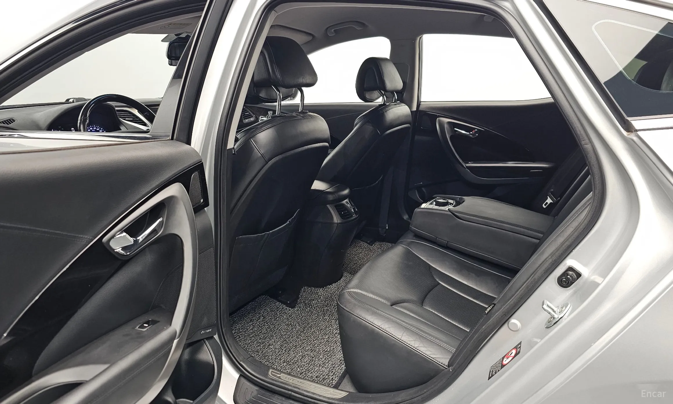 Hyundai Grandeur HG превью 12