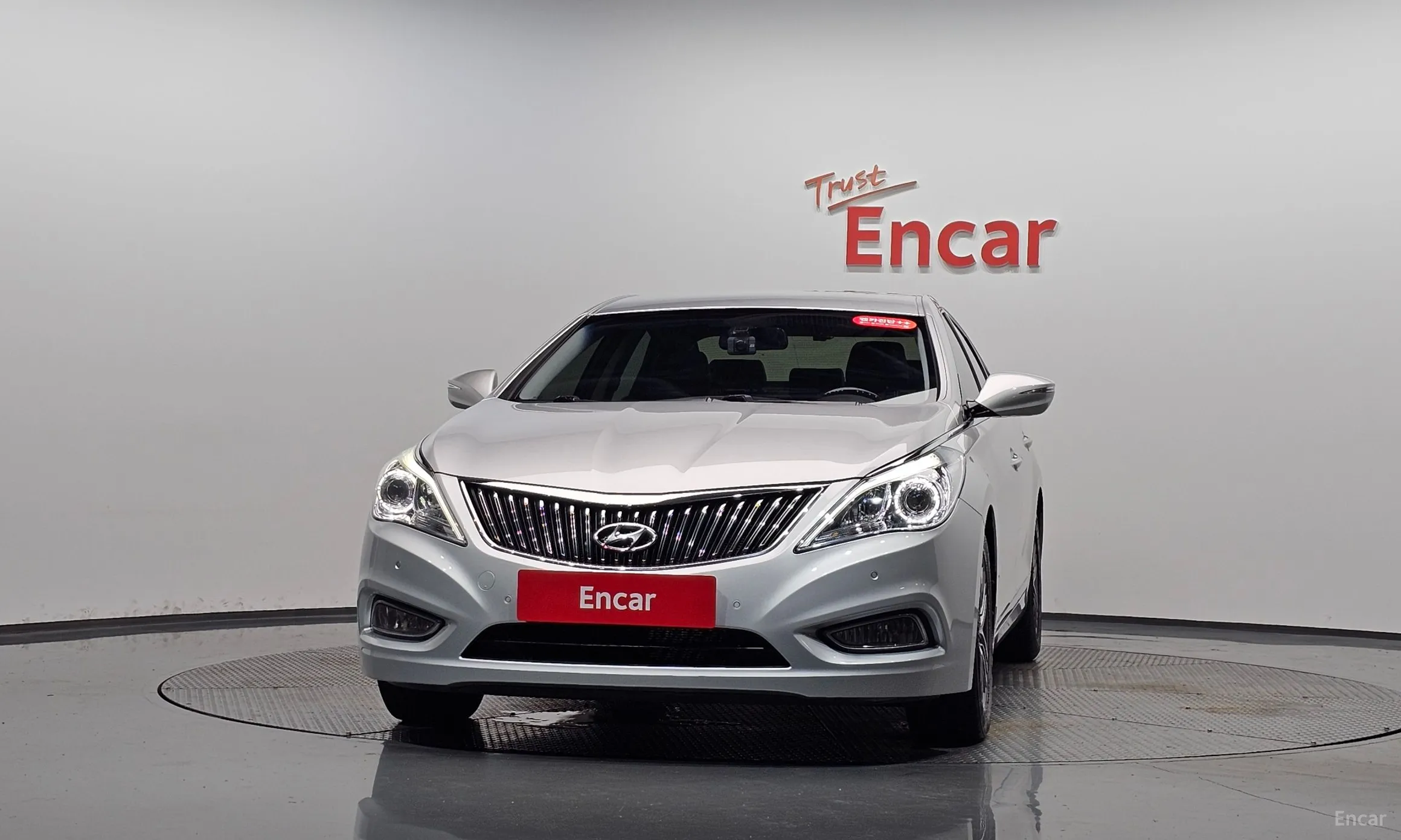 Hyundai Grandeur HG превью 3