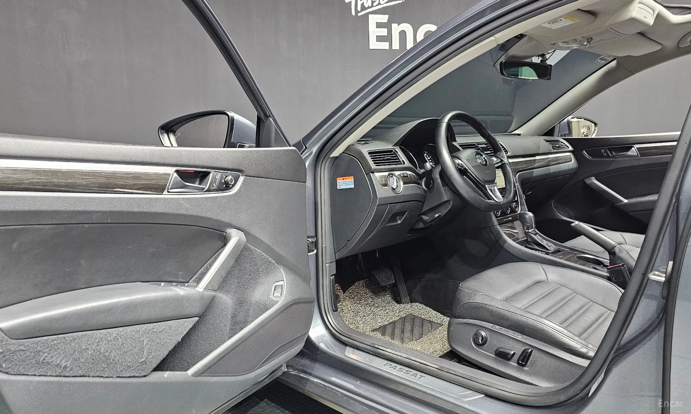 Volkswagen The New Passat превью 10
