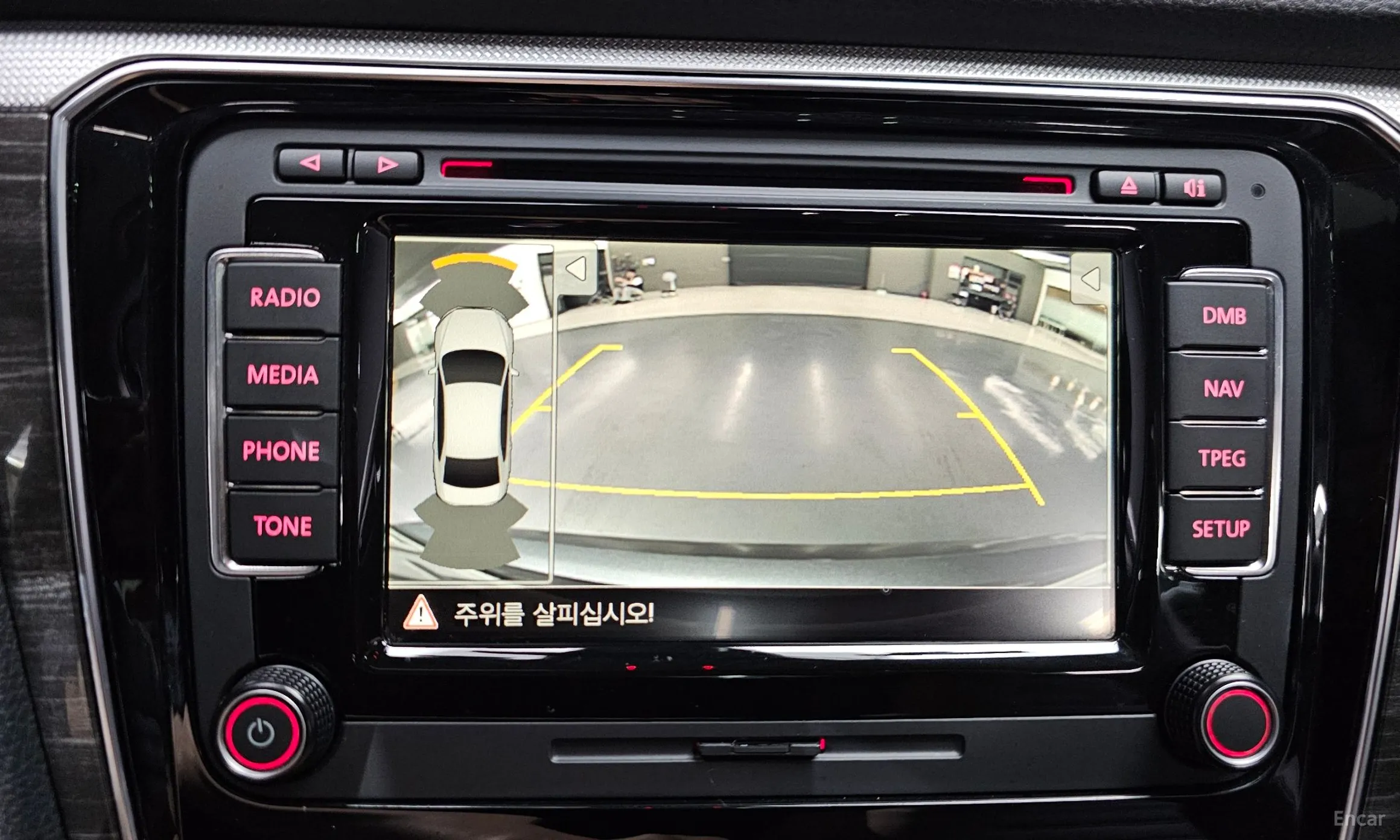 Volkswagen The New Passat превью 16