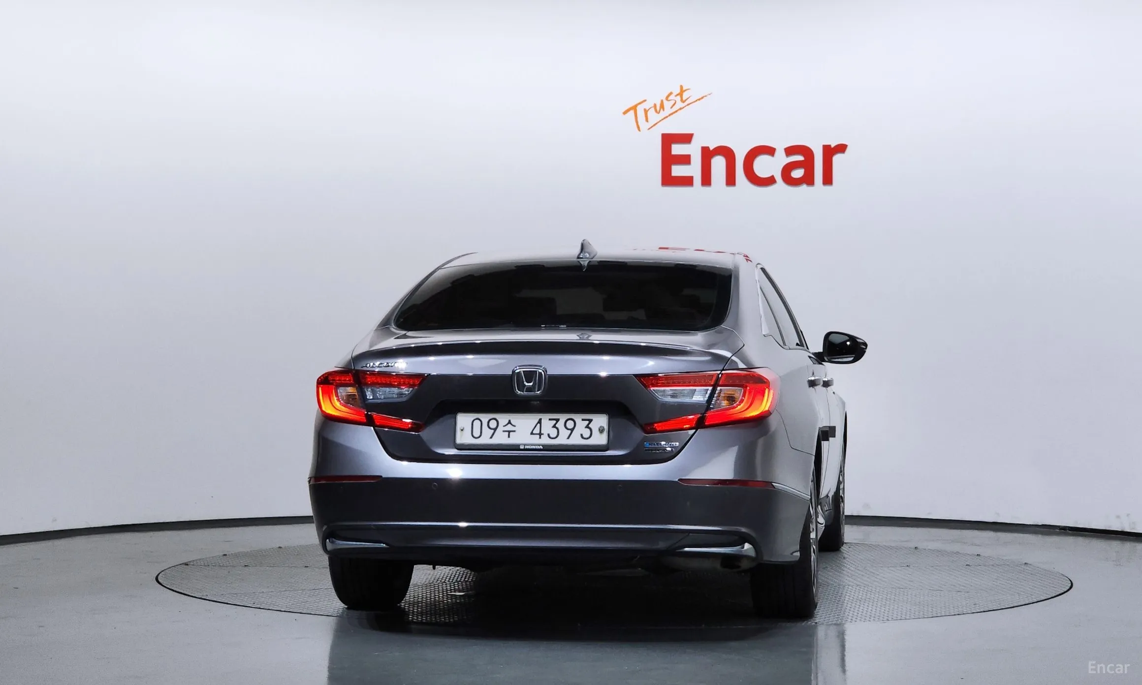 Honda Accord 10th Generation превью 4
