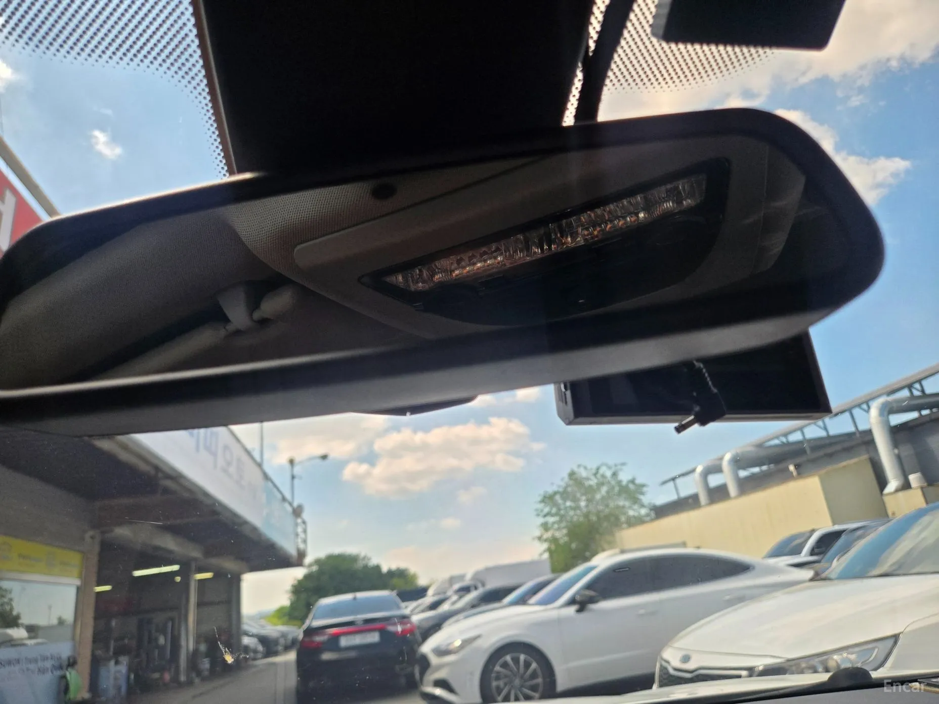 BMW 5 Series (F10) превью 11