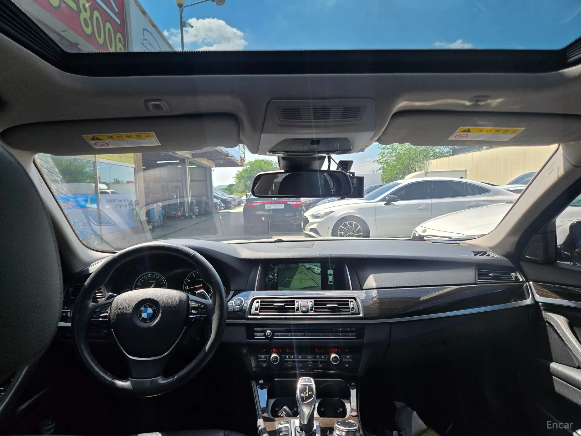 BMW 5 Series (F10) превью 8